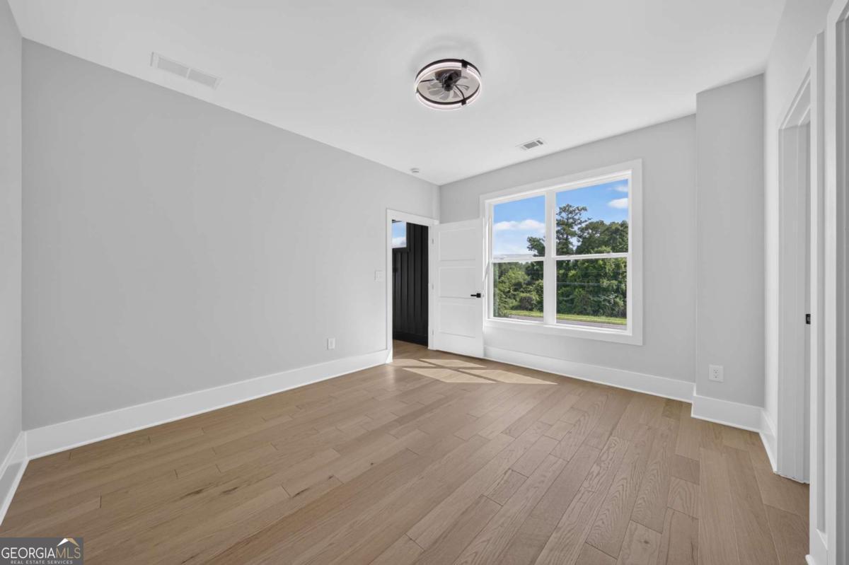 210 Lacey Property Photo 44