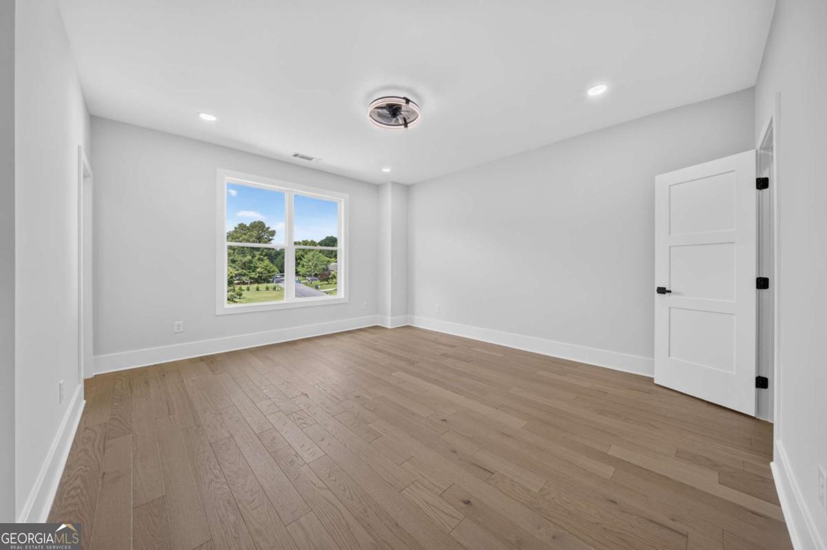 210 Lacey Property Photo 47