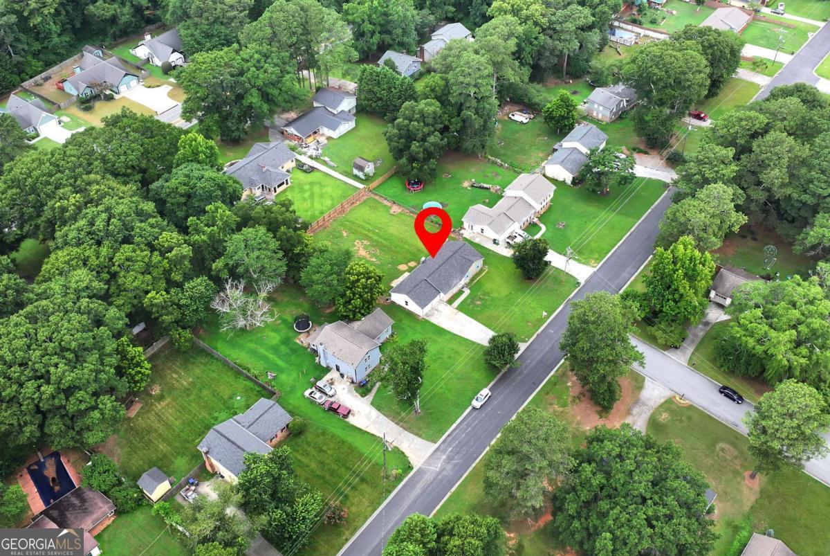 649 Oakland Way Property Photo 7