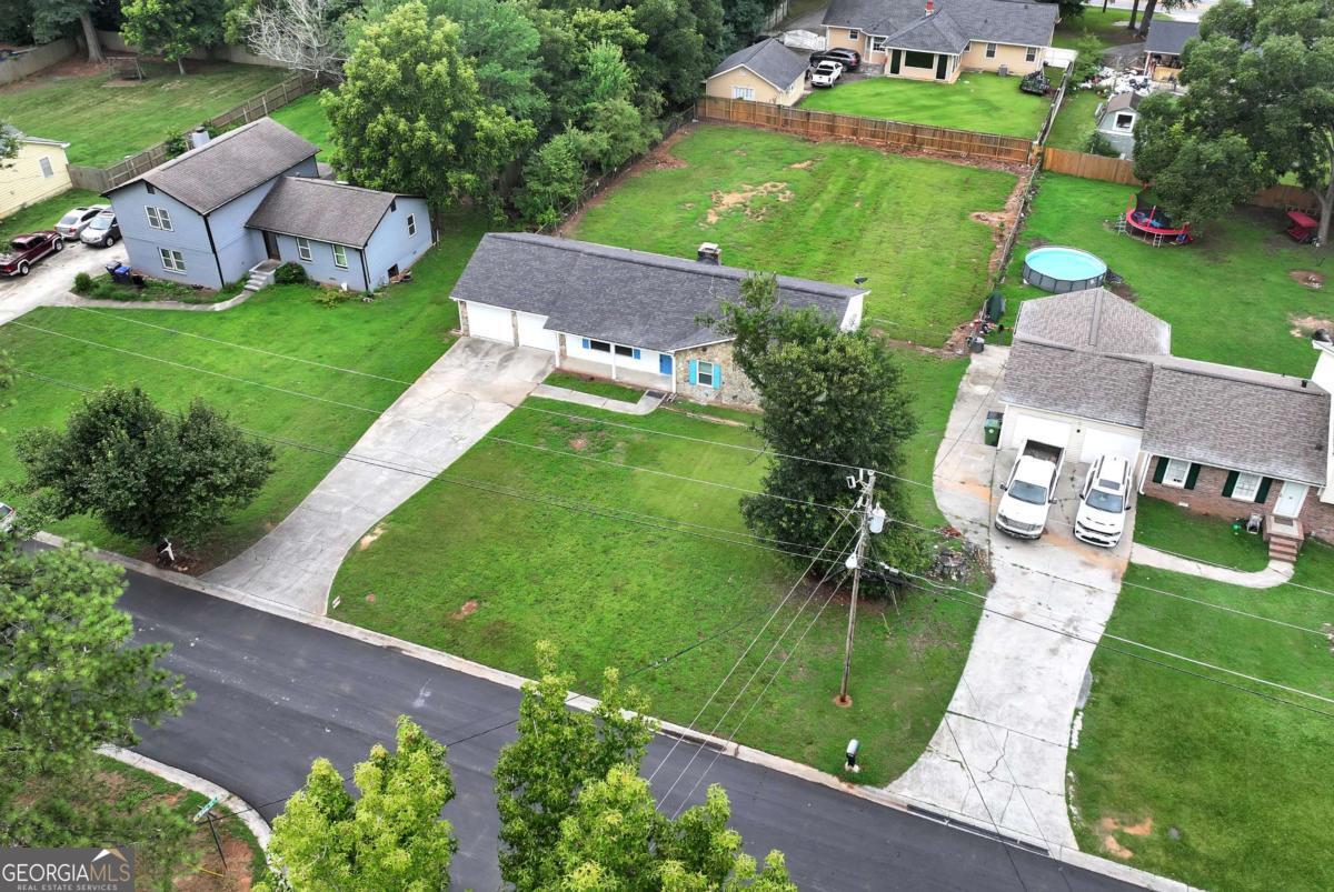 649 Oakland Way Property Photo 8