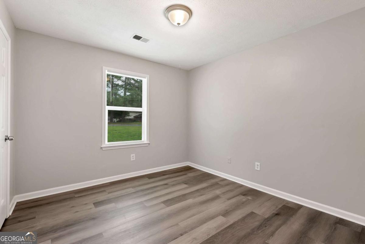 649 Oakland Way Property Photo 31