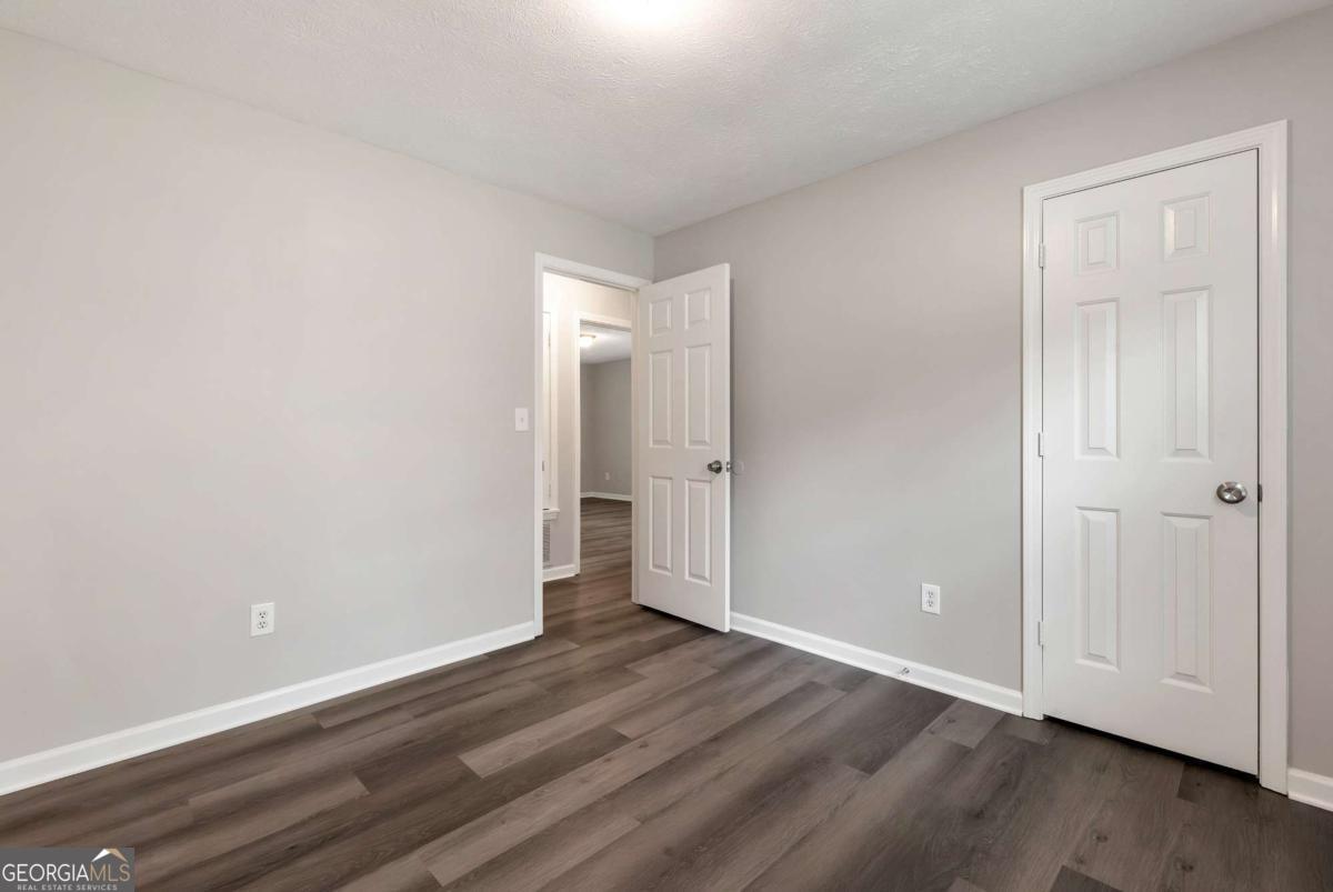 649 Oakland Way Property Photo 32
