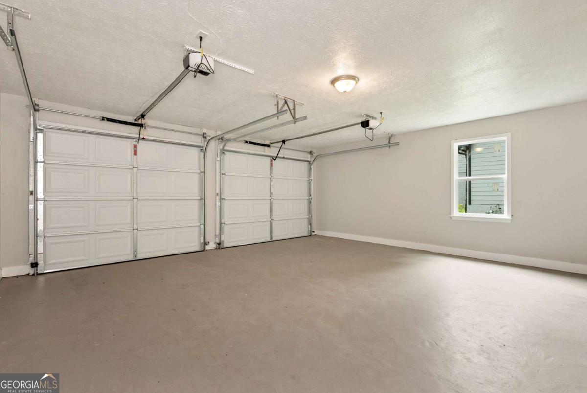 649 Oakland Way Property Photo 39