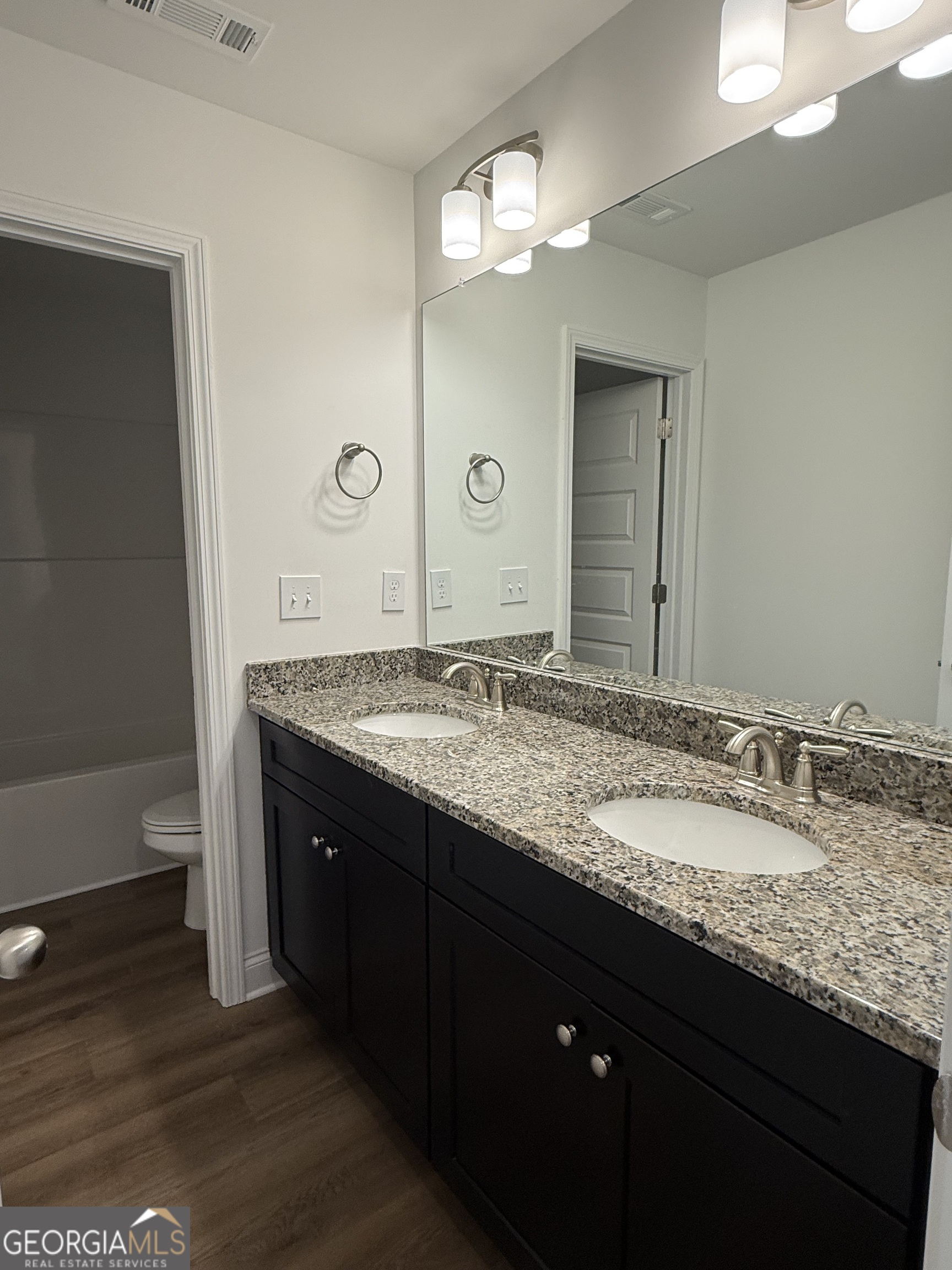 373 Laney Road Property Photo 18