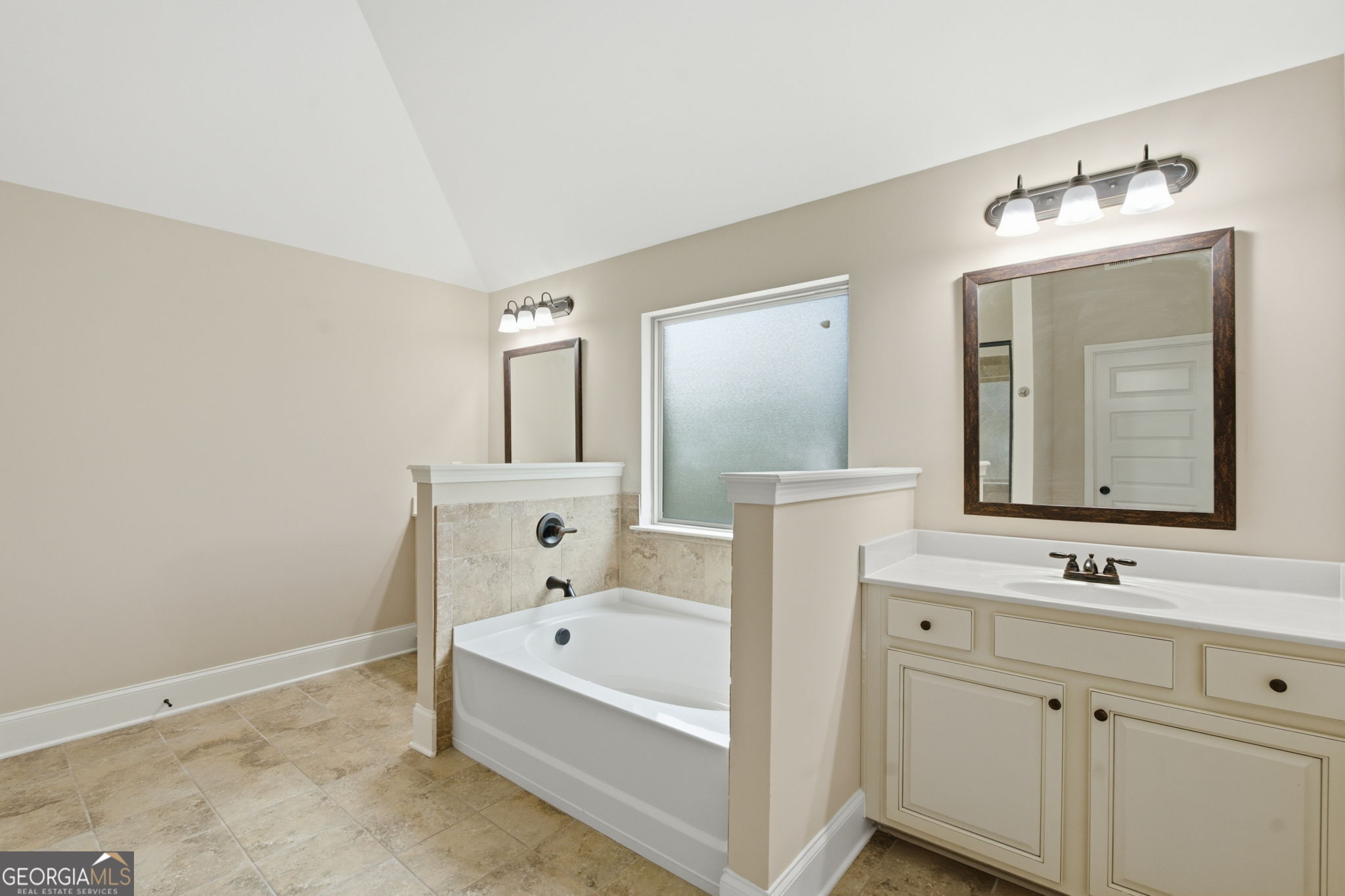 2801 Karras Cove Property Photo 75