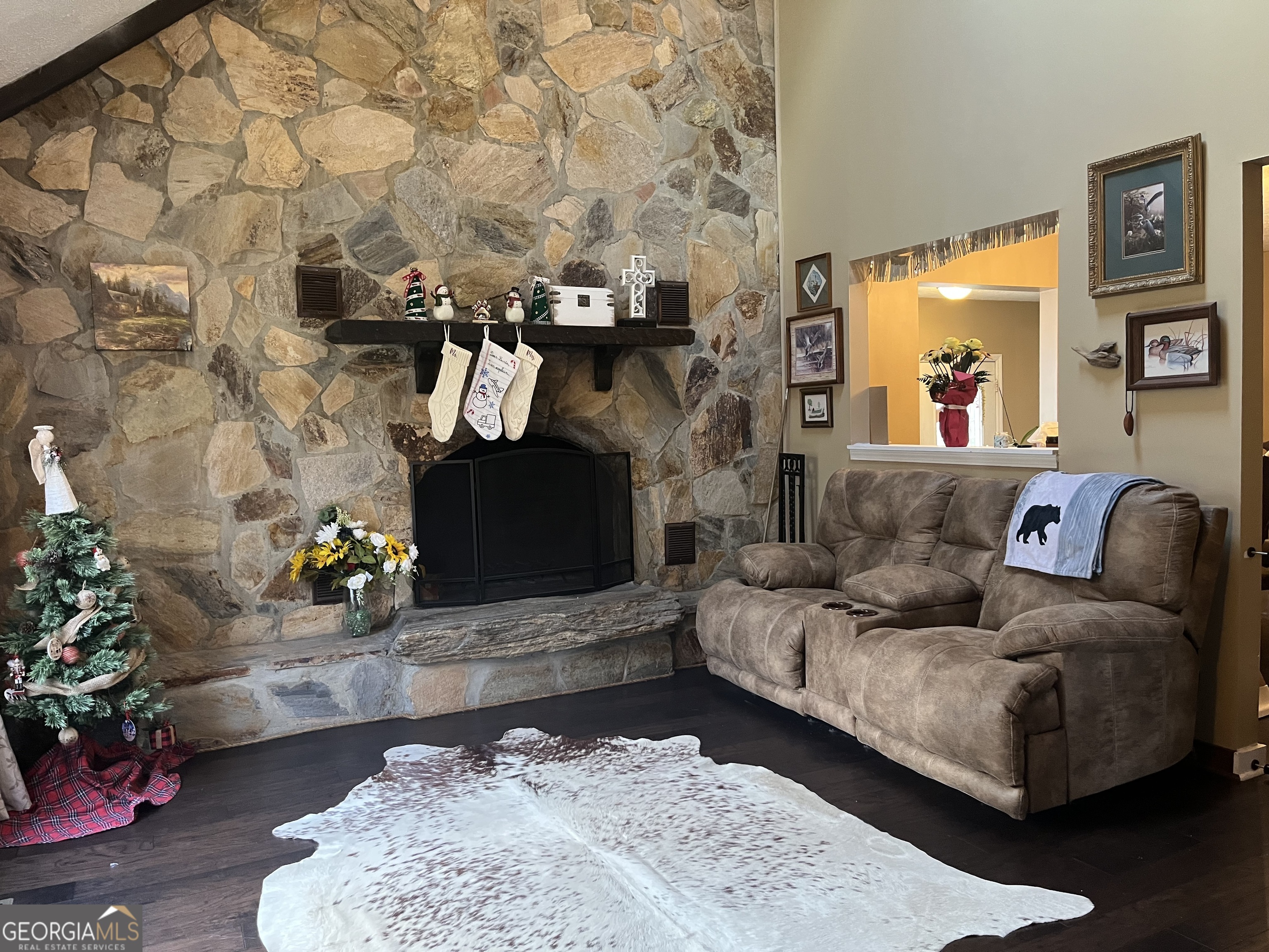 114 Miles Road Property Photo 5