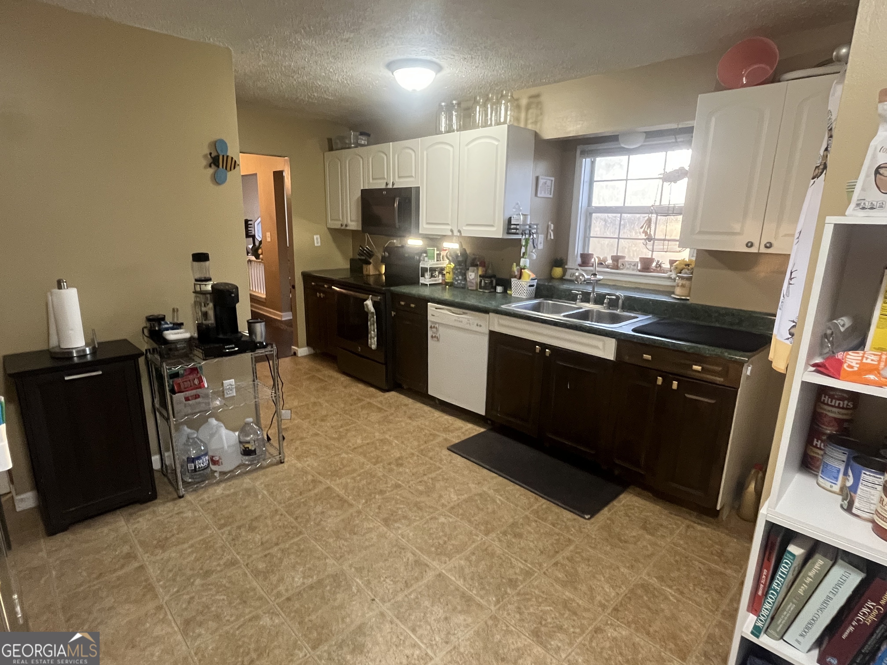 114 Miles Road Property Photo 8