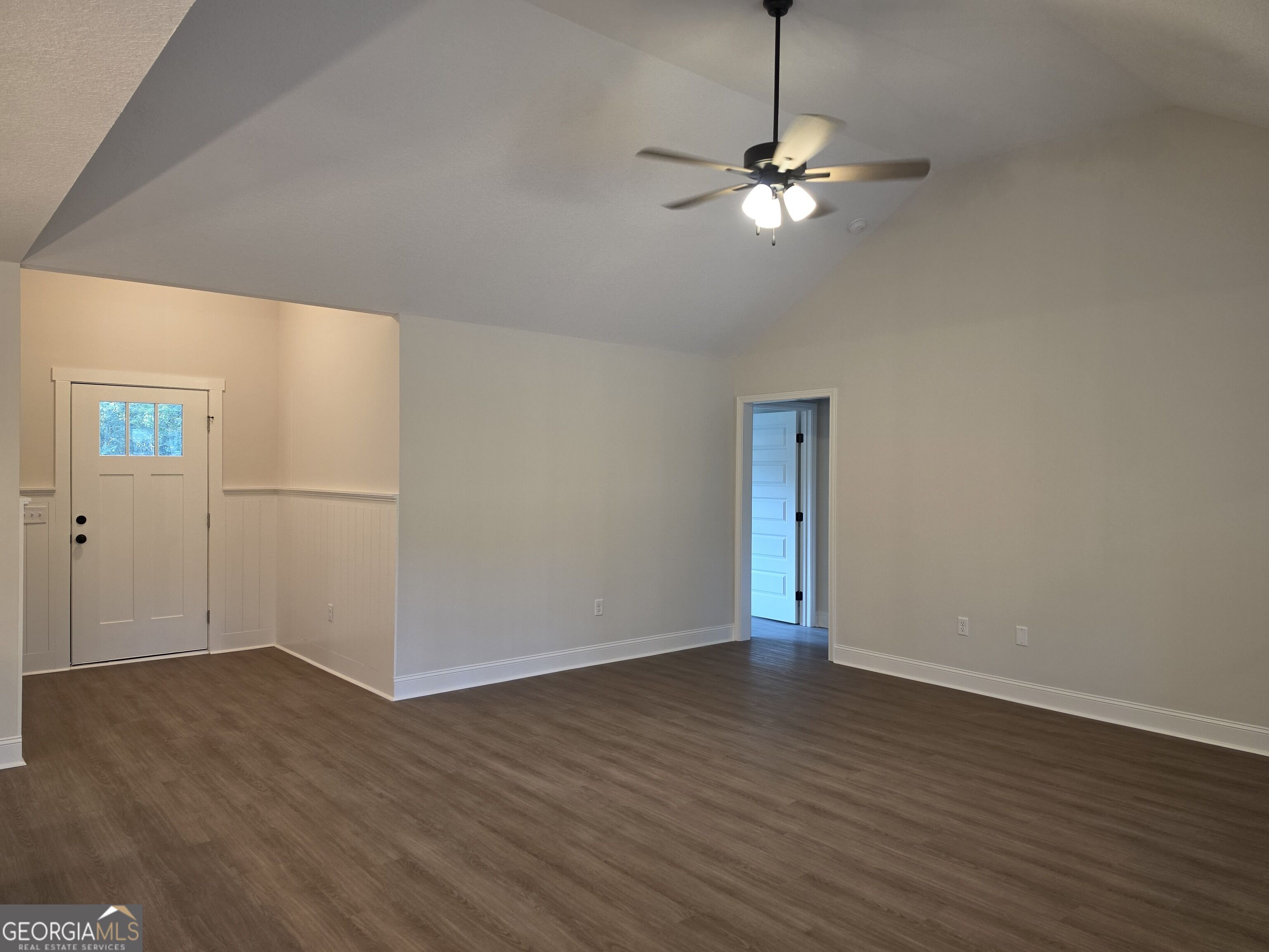 2030 Middleground Road Property Photo 19