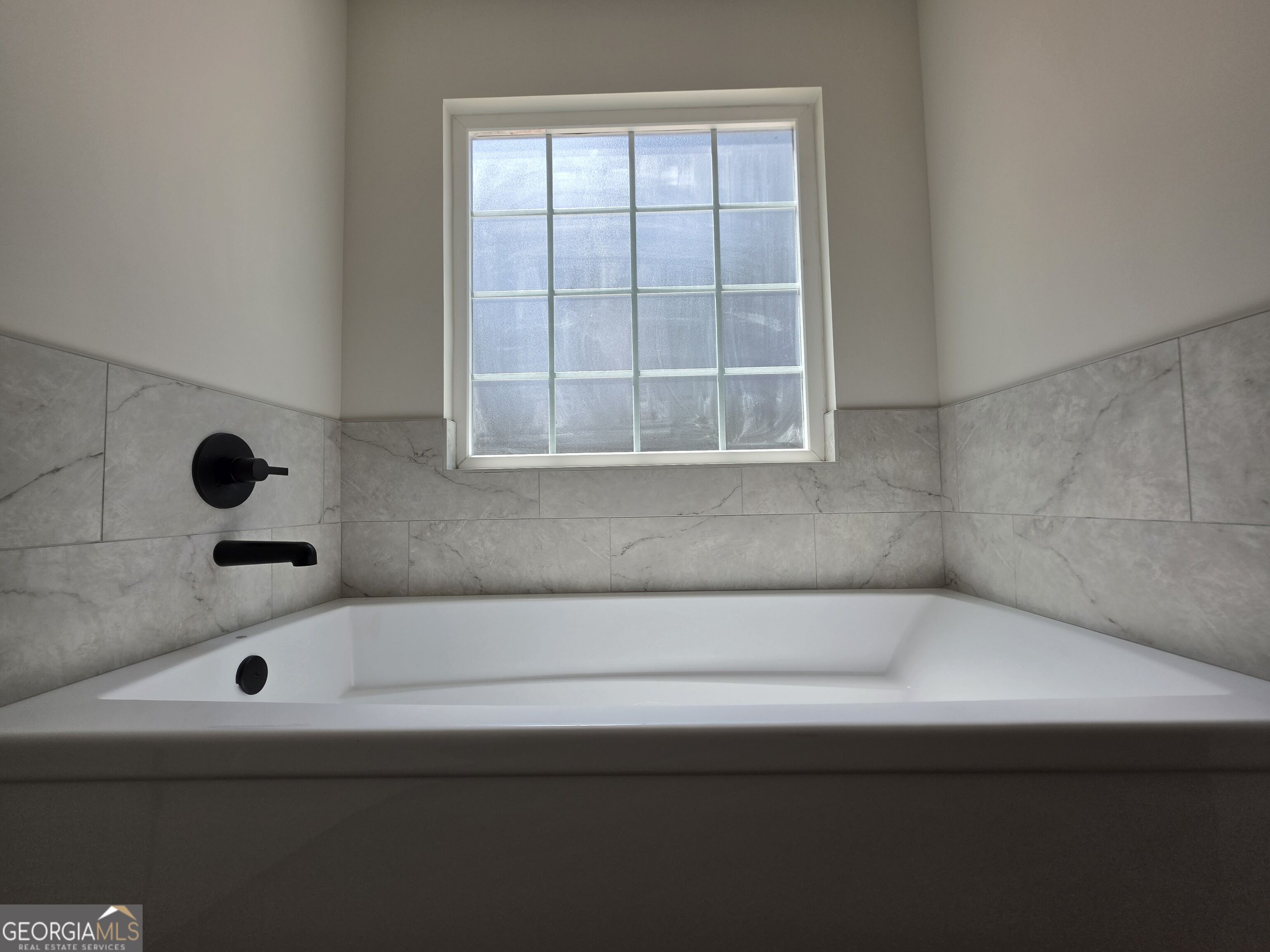 2030 Middleground Road Property Photo 30