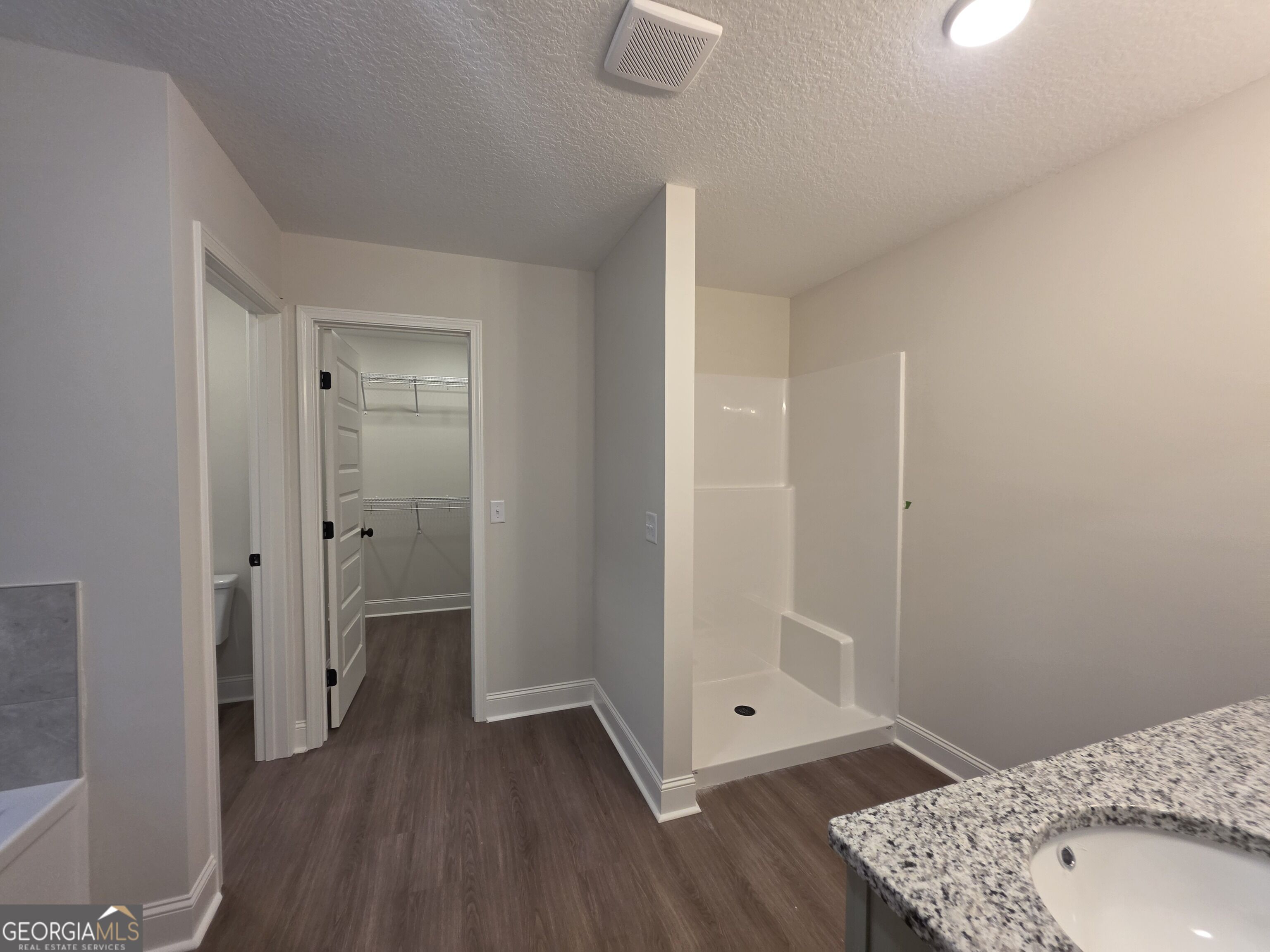 2030 Middleground Road Property Photo 39