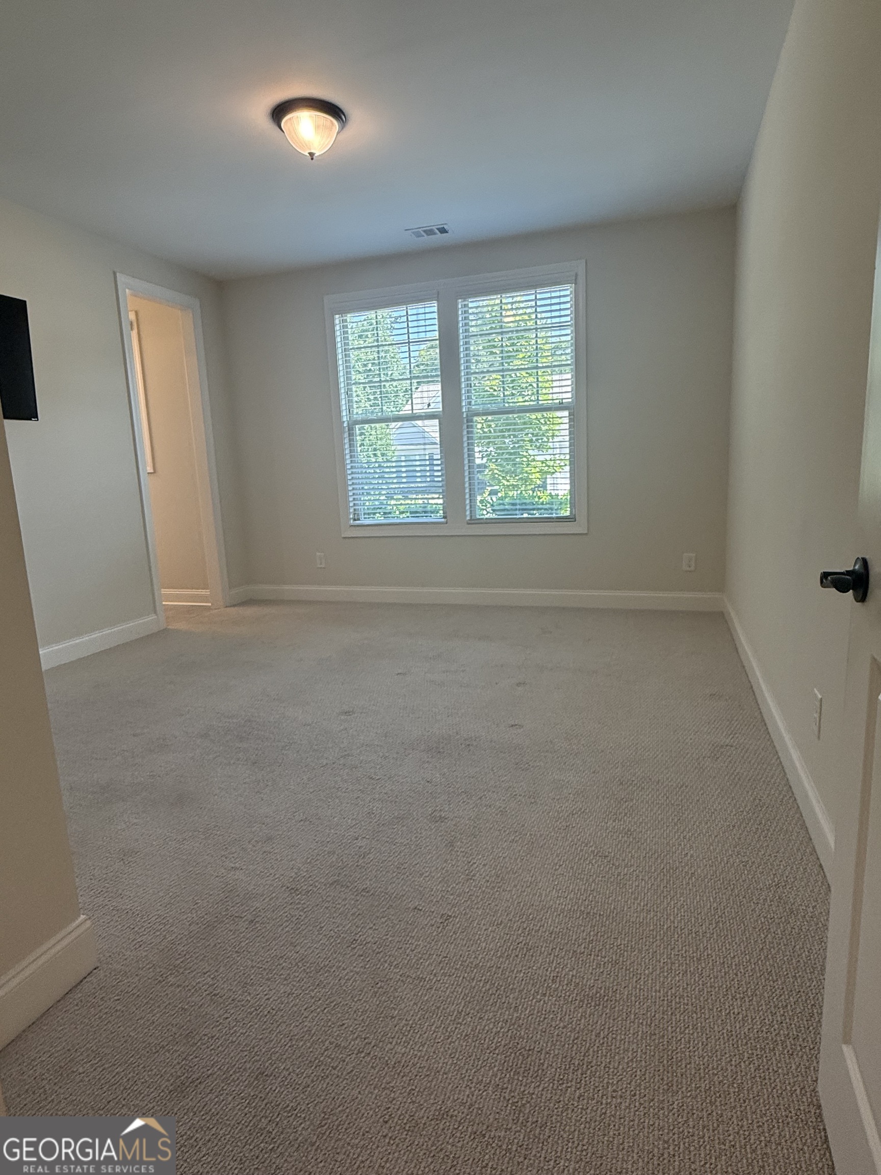 469 Silverbell Court Property Photo 6