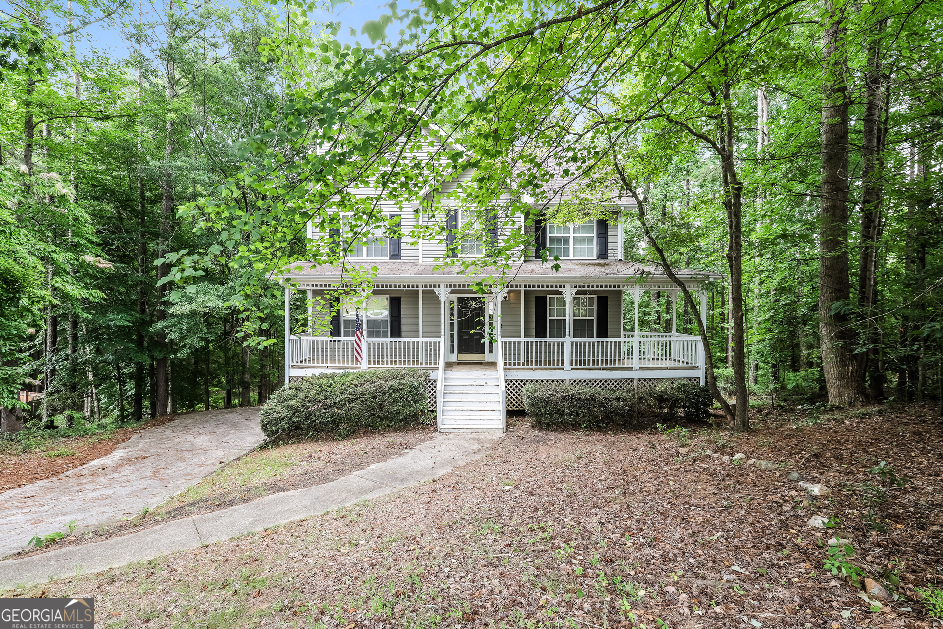 676 Angela Drive Property Photo 1