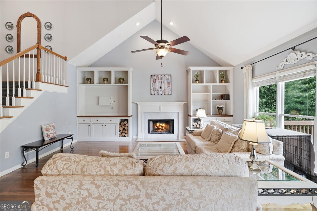 4202 Lansmoore Crossing Property Photo 14