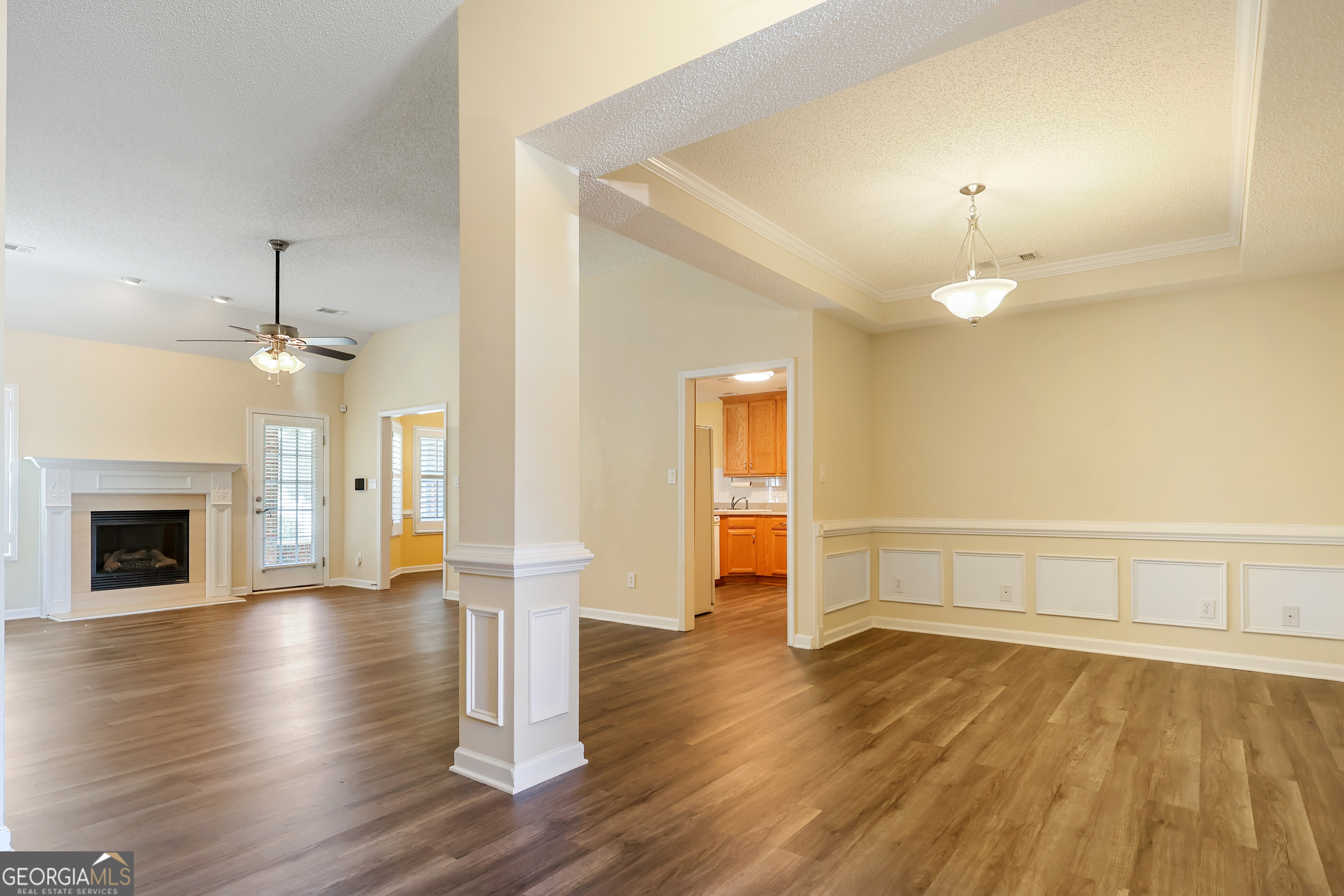 1496 Empress Drive Property Photo 3
