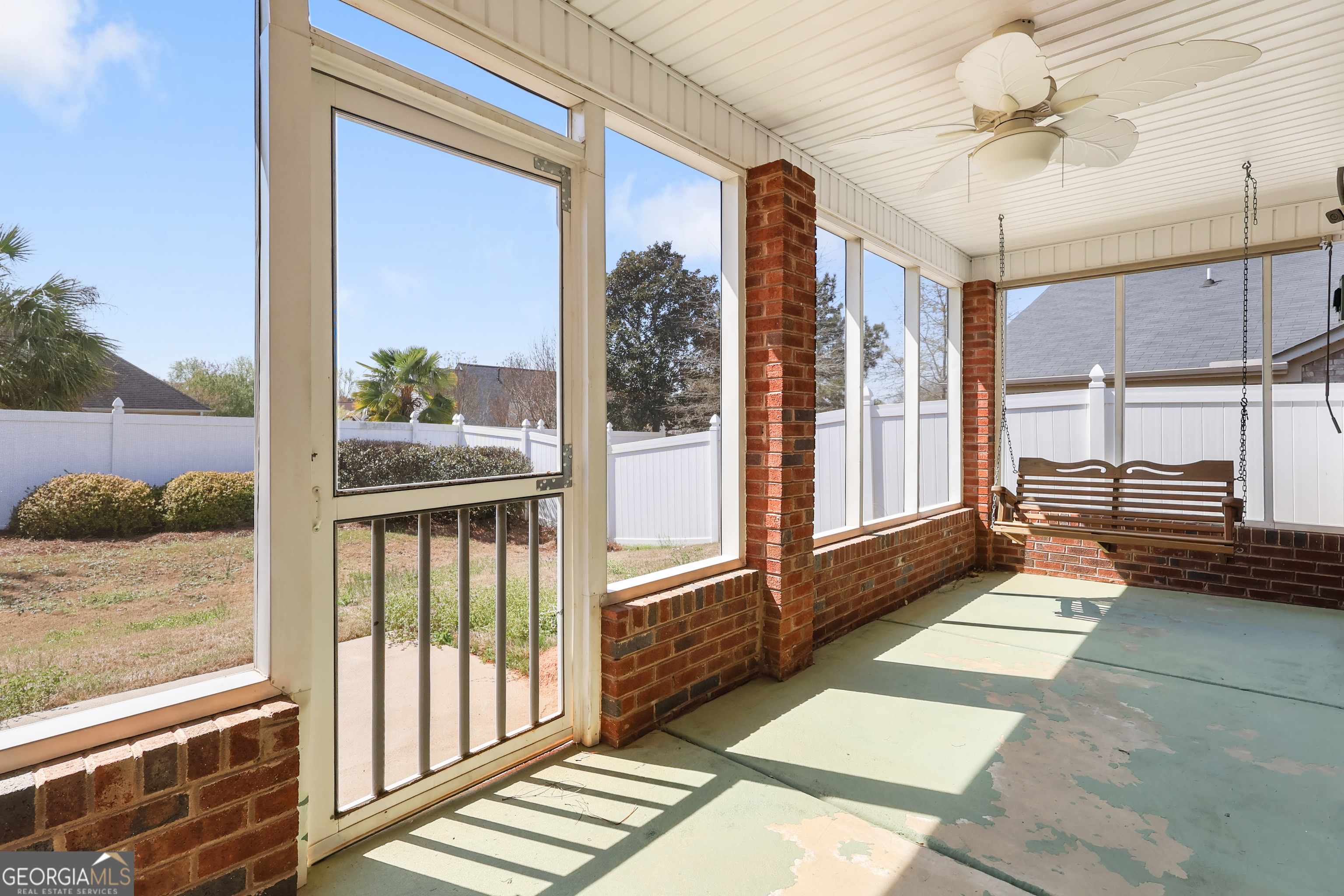 1496 Empress Drive Property Photo 11