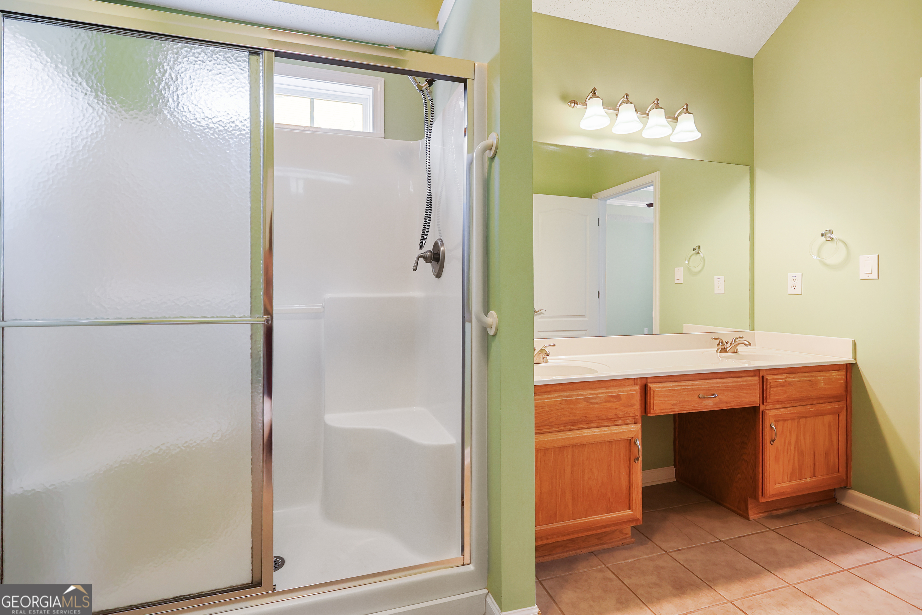 1496 Empress Drive Property Photo 14