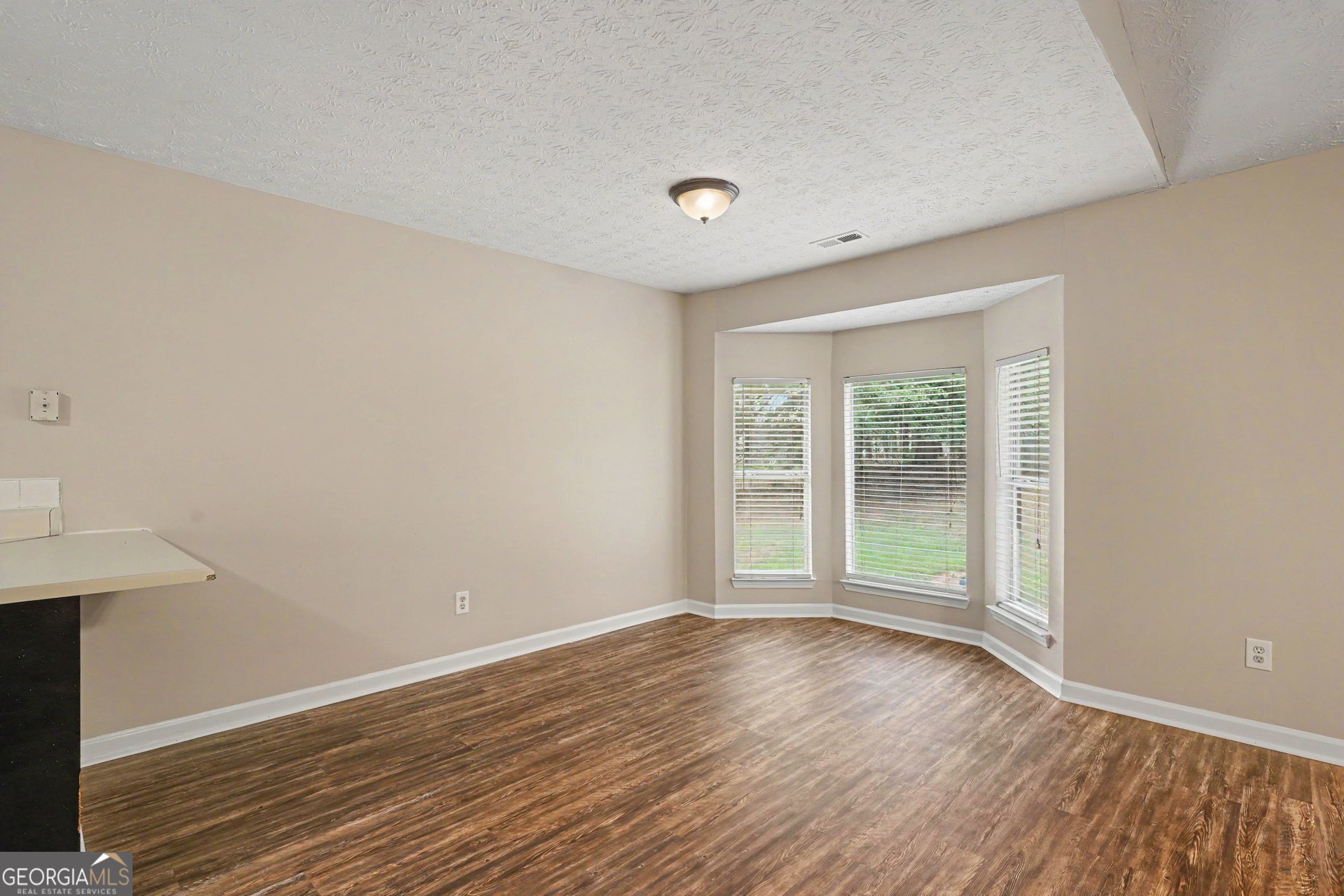2900 Rosecommons Drive Property Photo 3