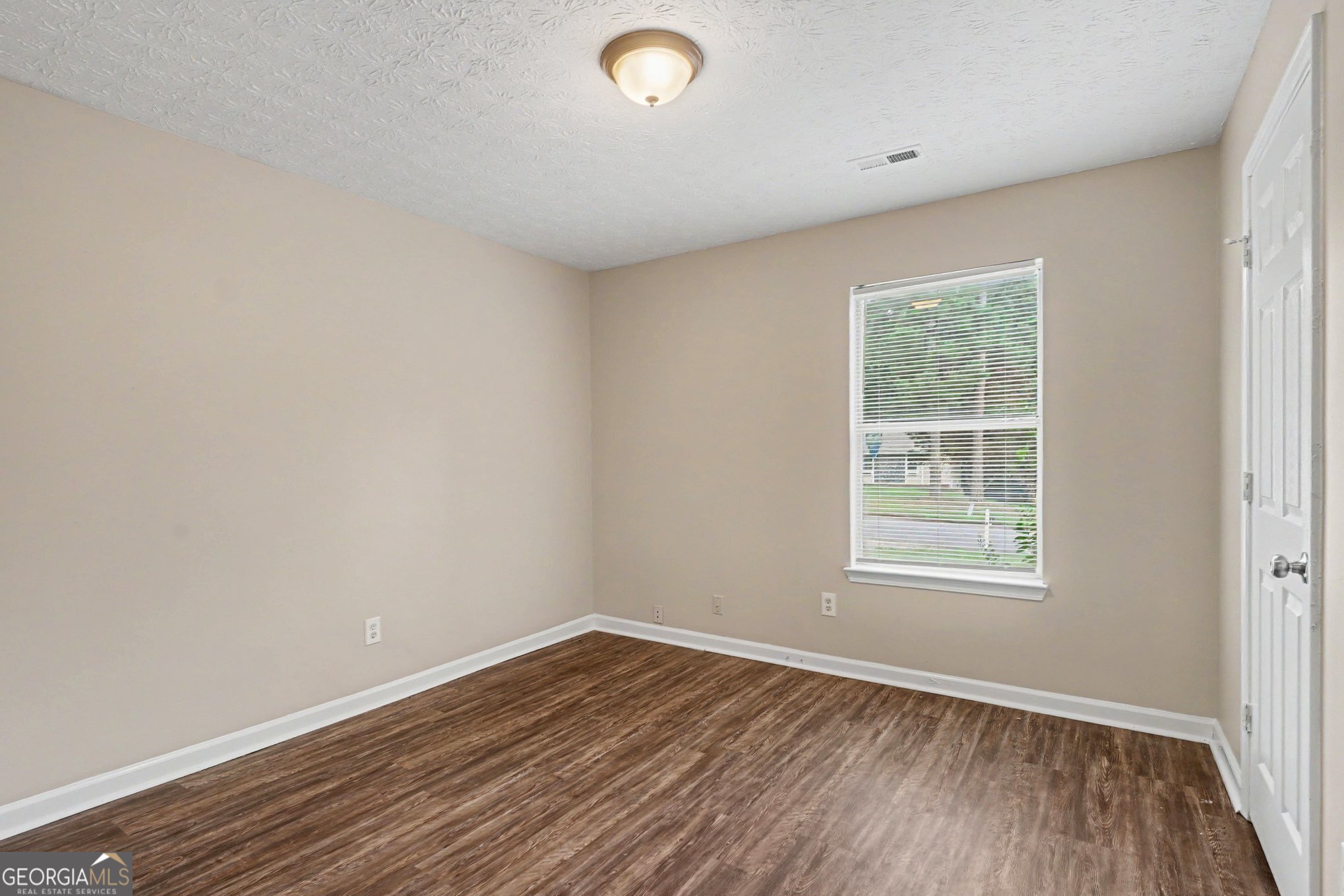 2900 Rosecommons Drive Property Photo 10