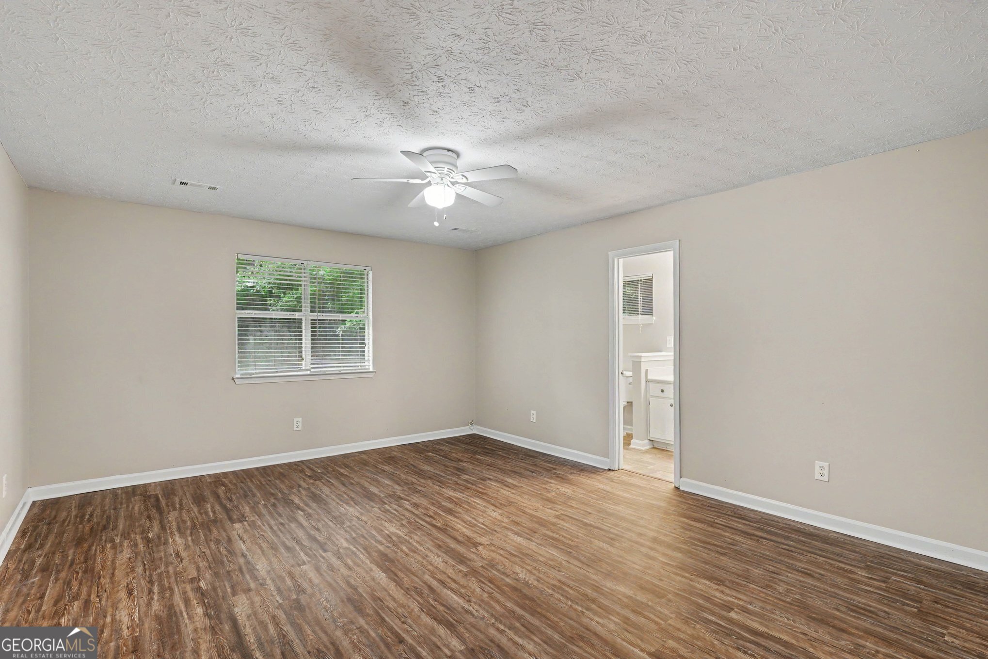 2900 Rosecommons Drive Property Photo 13