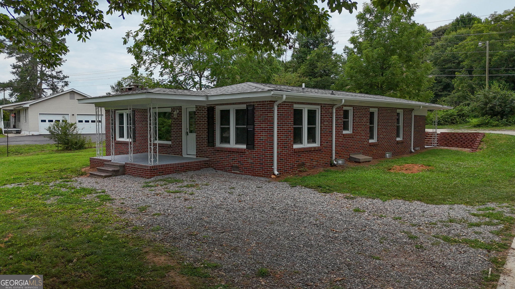 2292 Blacksnake Road Property Photo 1