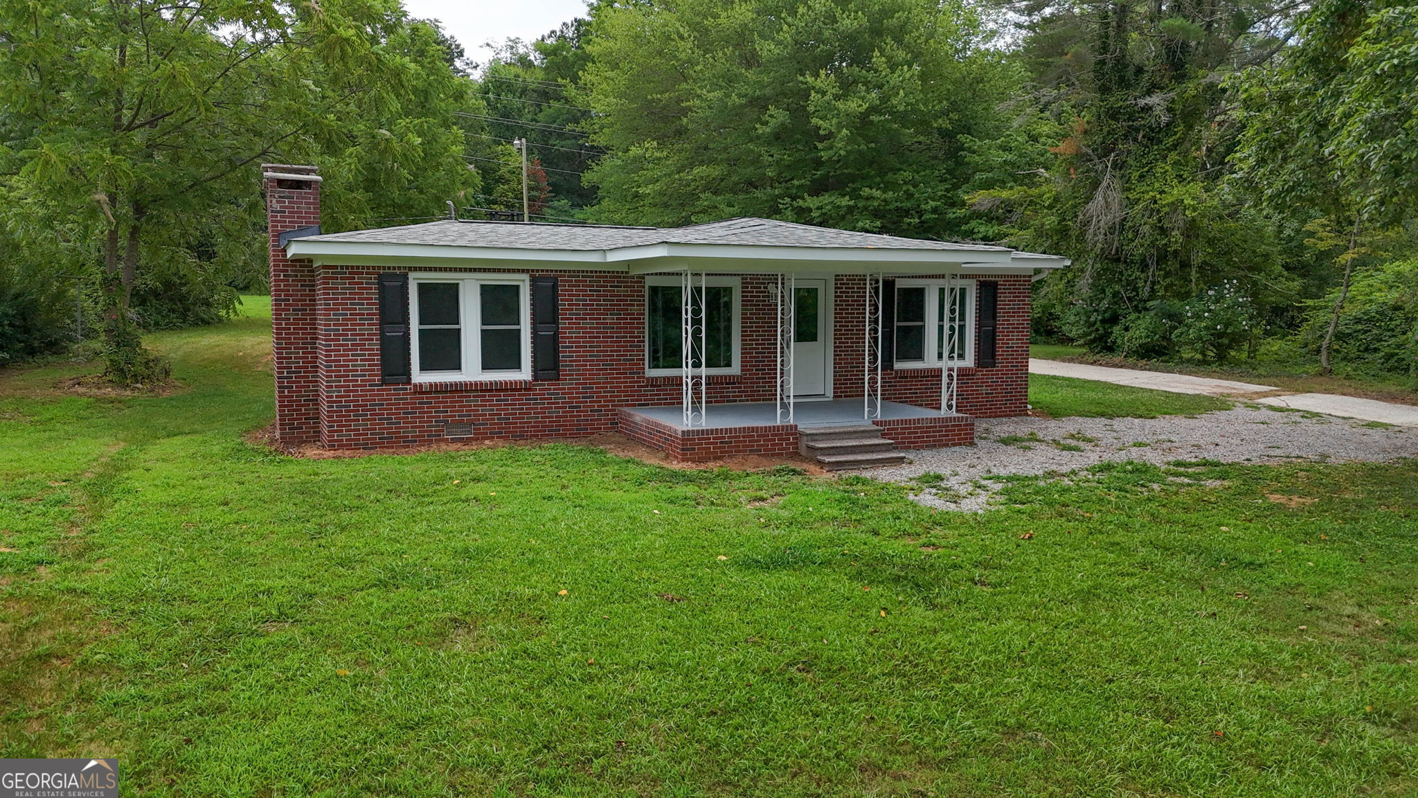2292 Blacksnake Road Property Photo 4