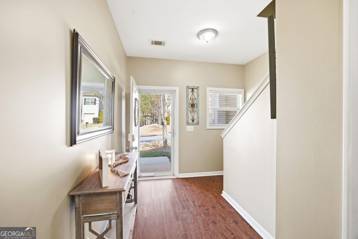 536 Oakside Place Property Photo 3