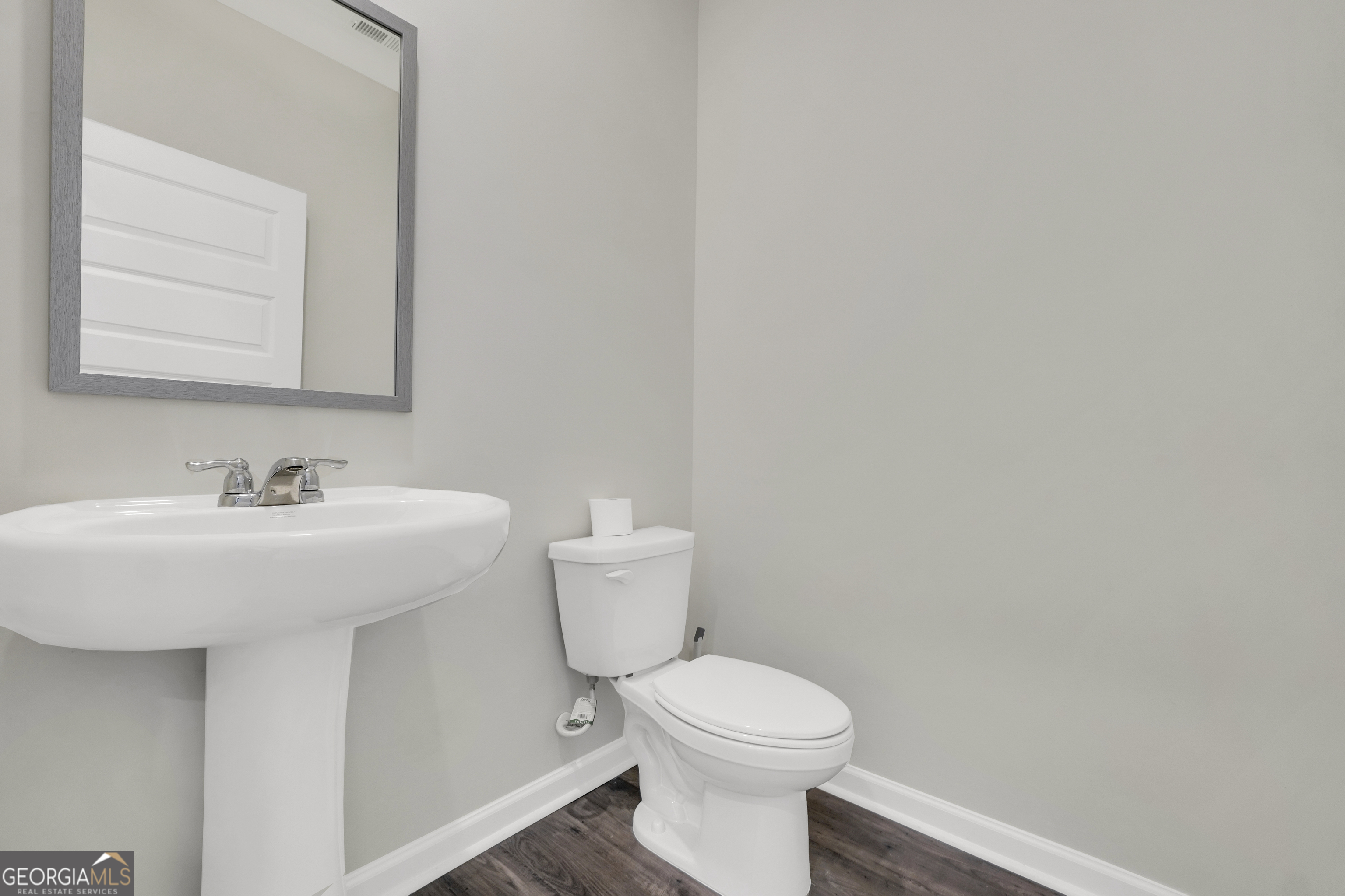 165 Aster Avenue Property Photo 37
