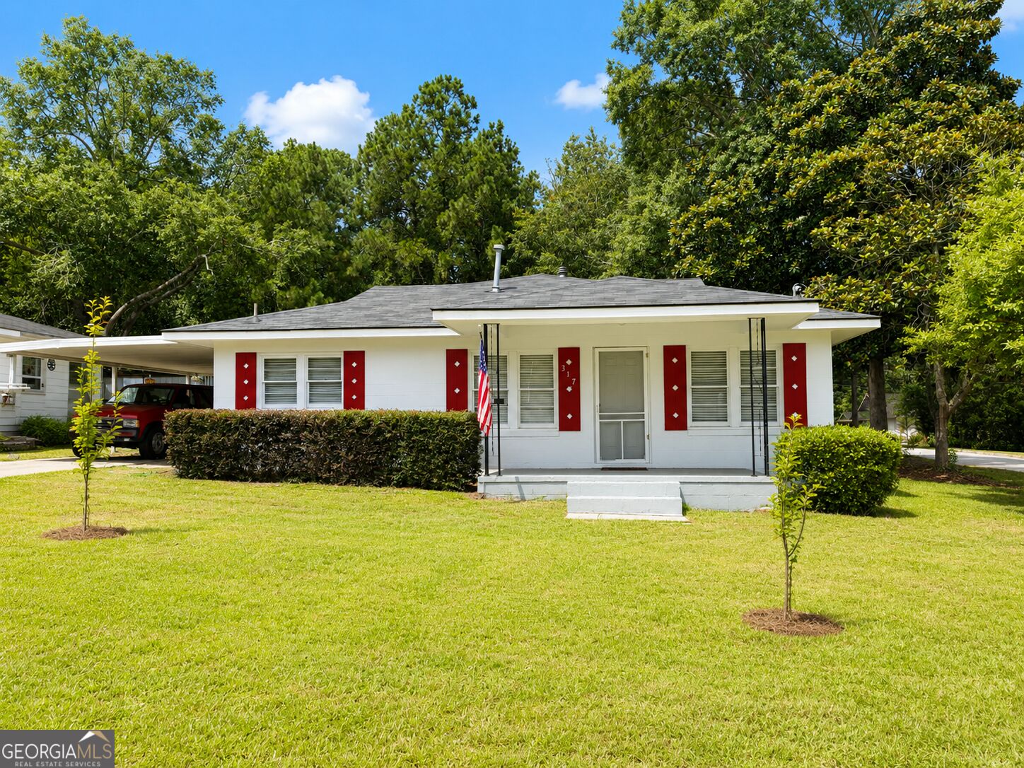 317 Peachtree Circle Property Photo 1