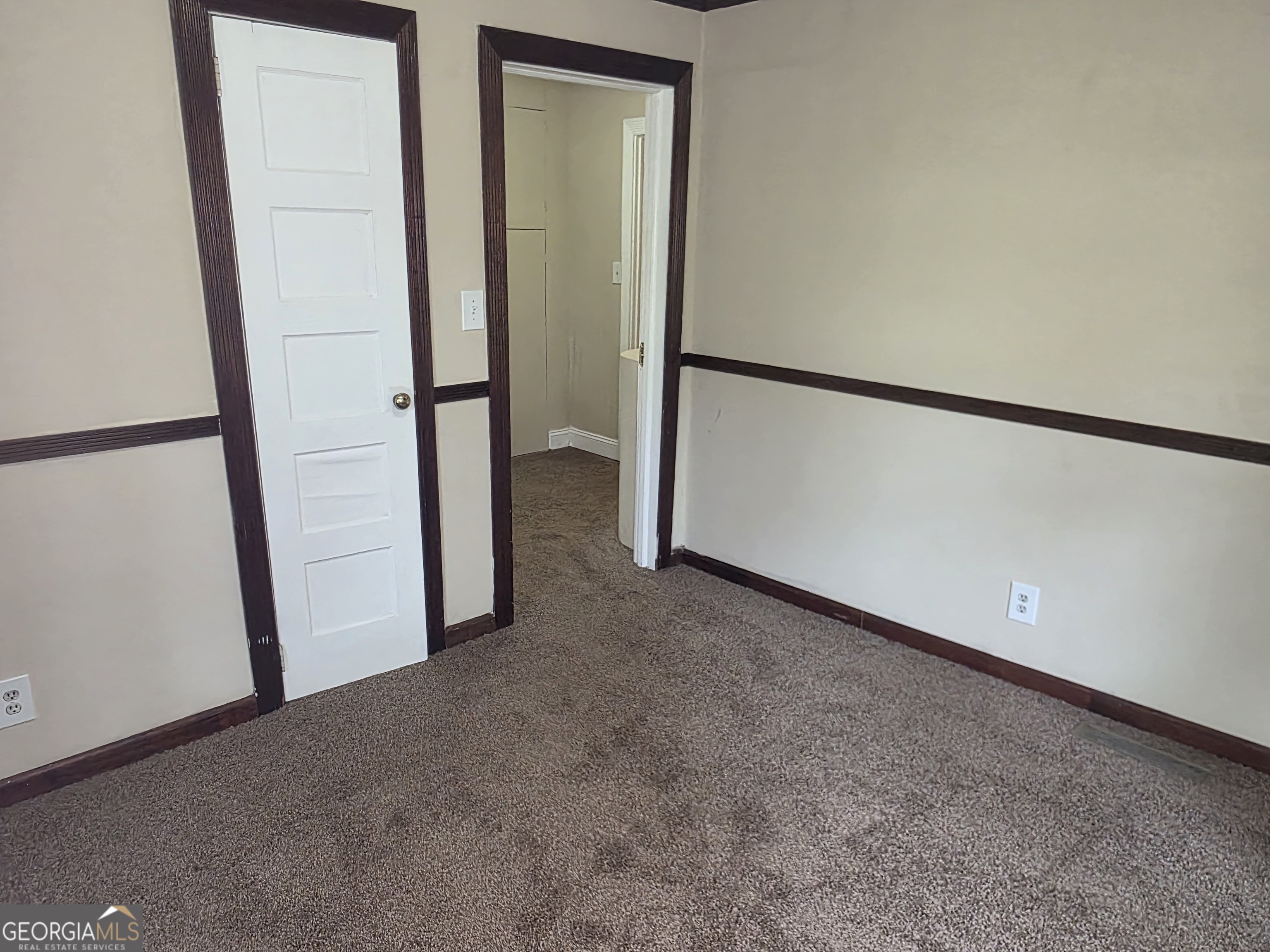 279 Ellison Road Property Photo 10