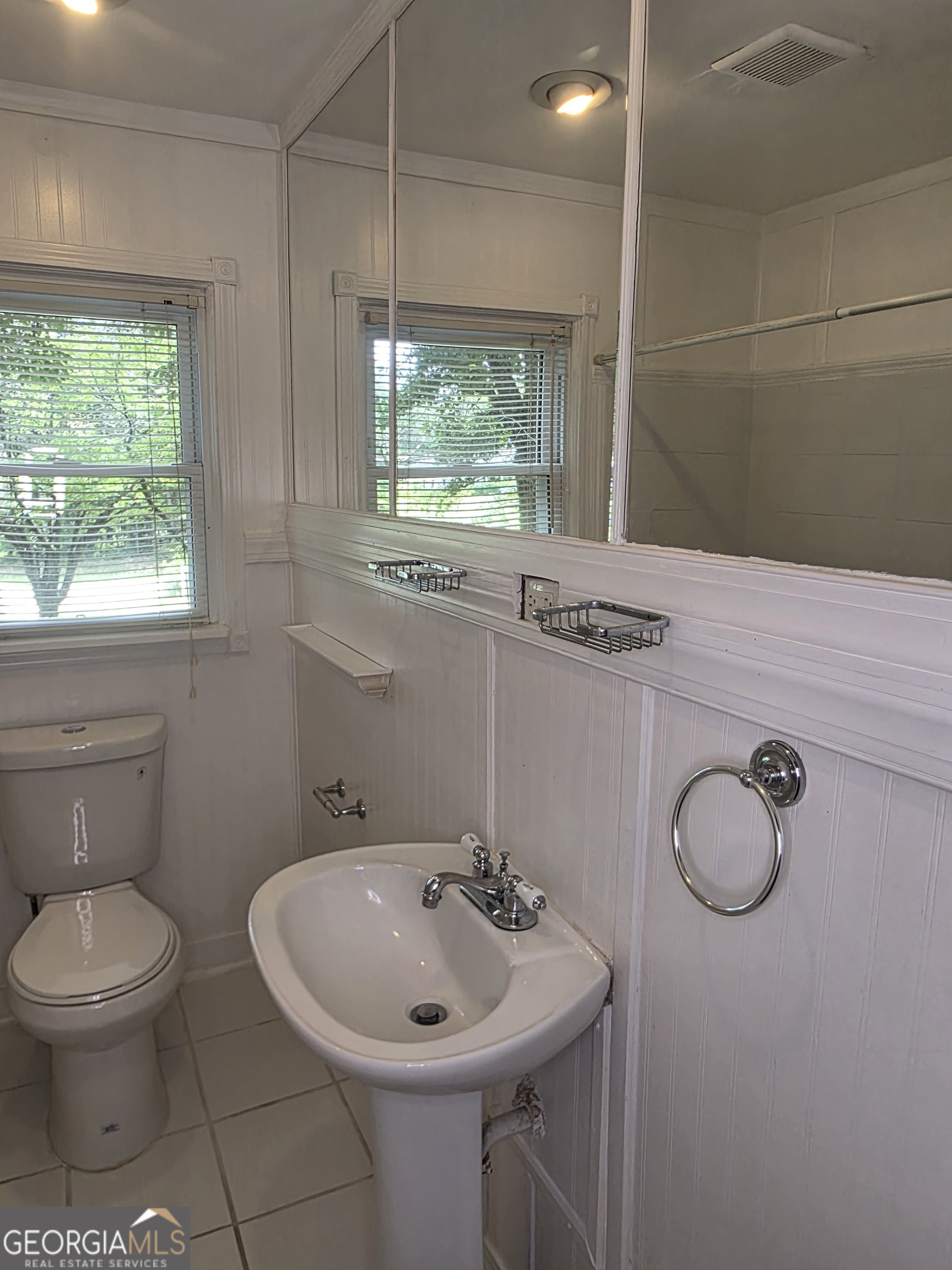 279 Ellison Road Property Photo 11