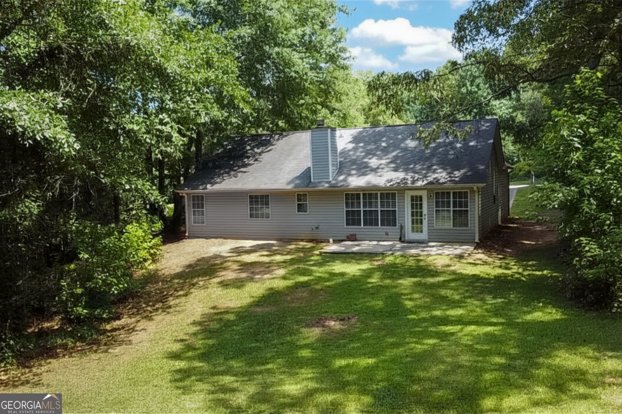 215 Cambridge Way Property Photo 3