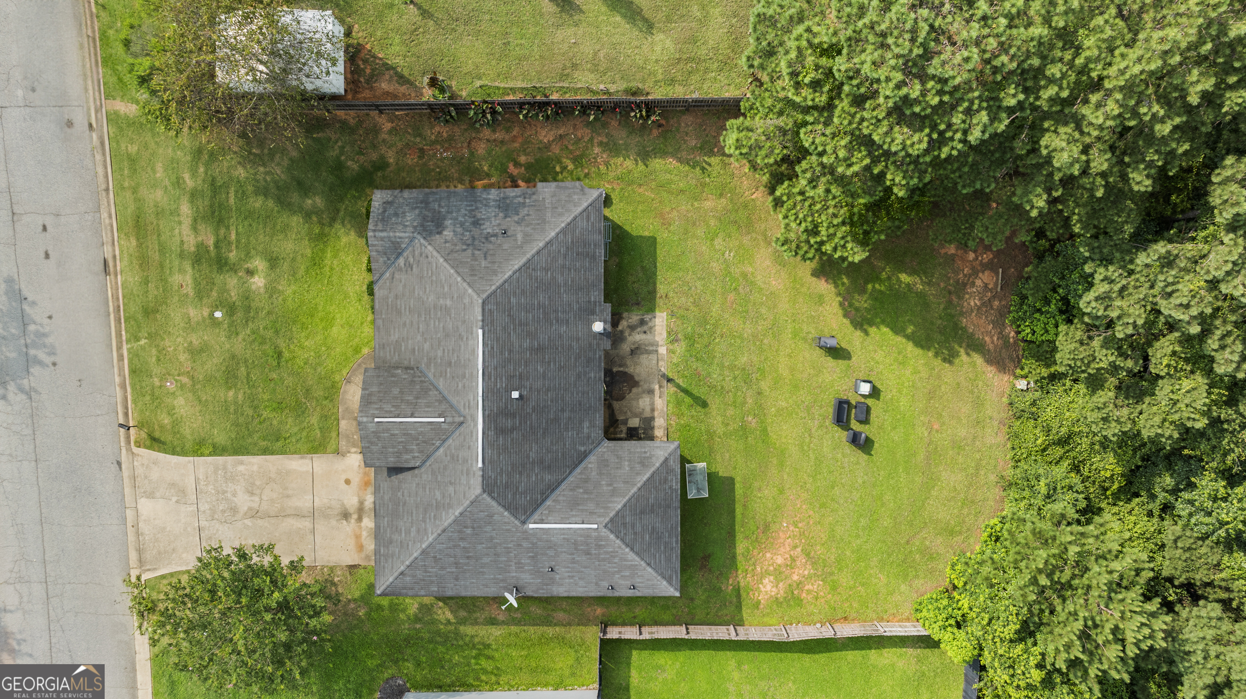 1304 Bunker Ridge Lane Property Photo 3