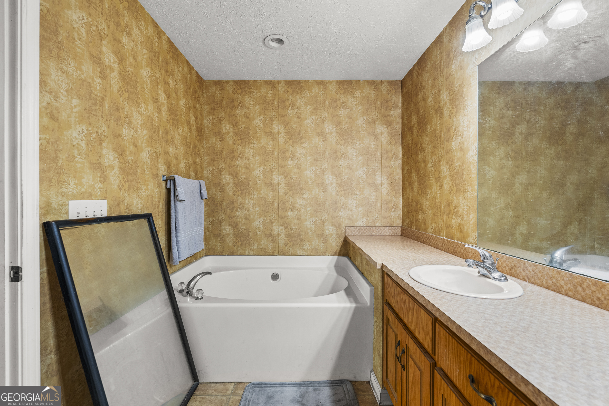 1304 Bunker Ridge Lane Property Photo 14