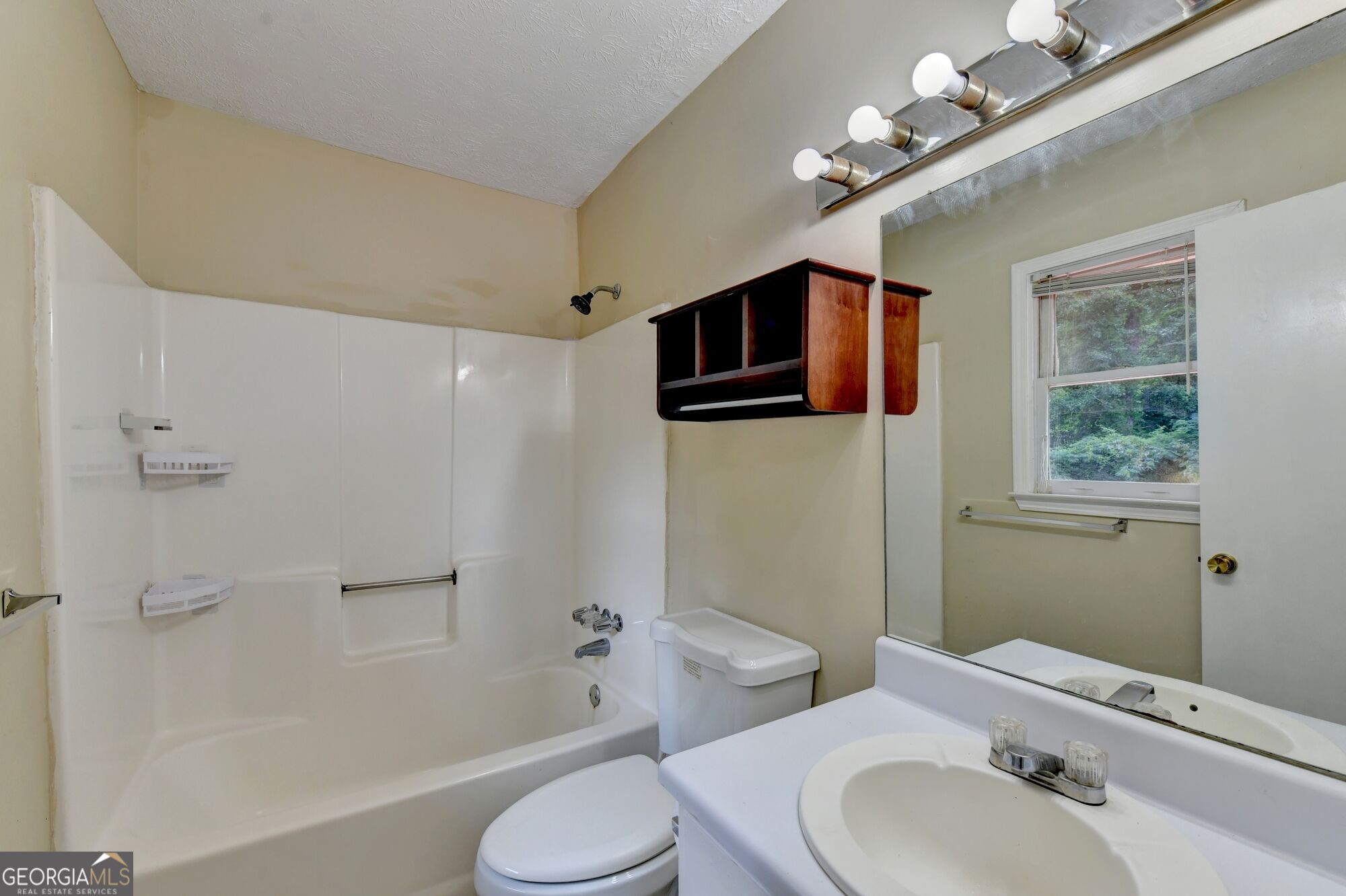 2484 Rhoanoke Drive Property Photo 24