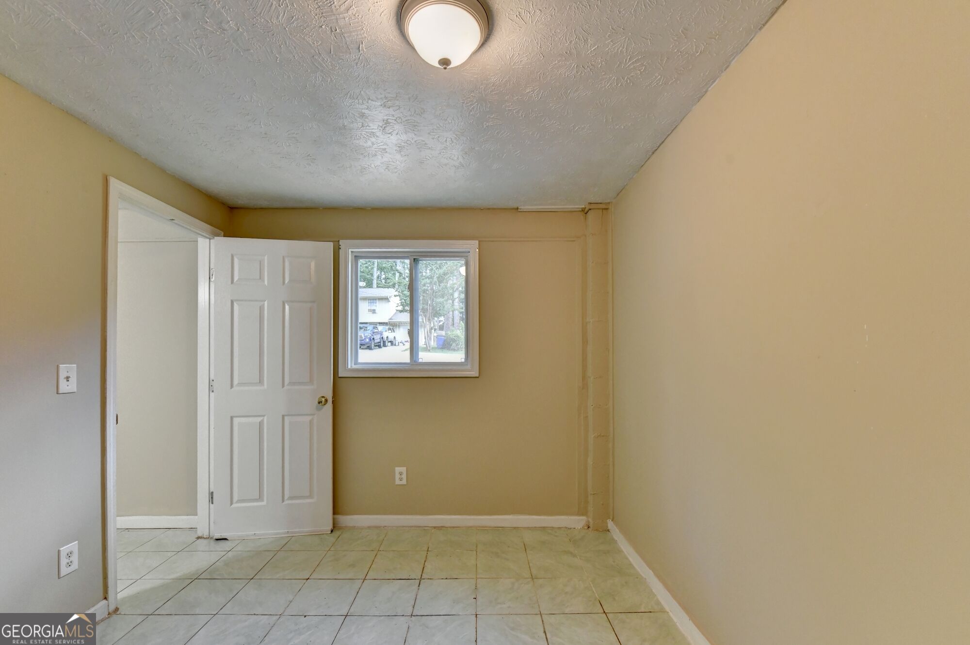 2484 Rhoanoke Drive Property Photo 30
