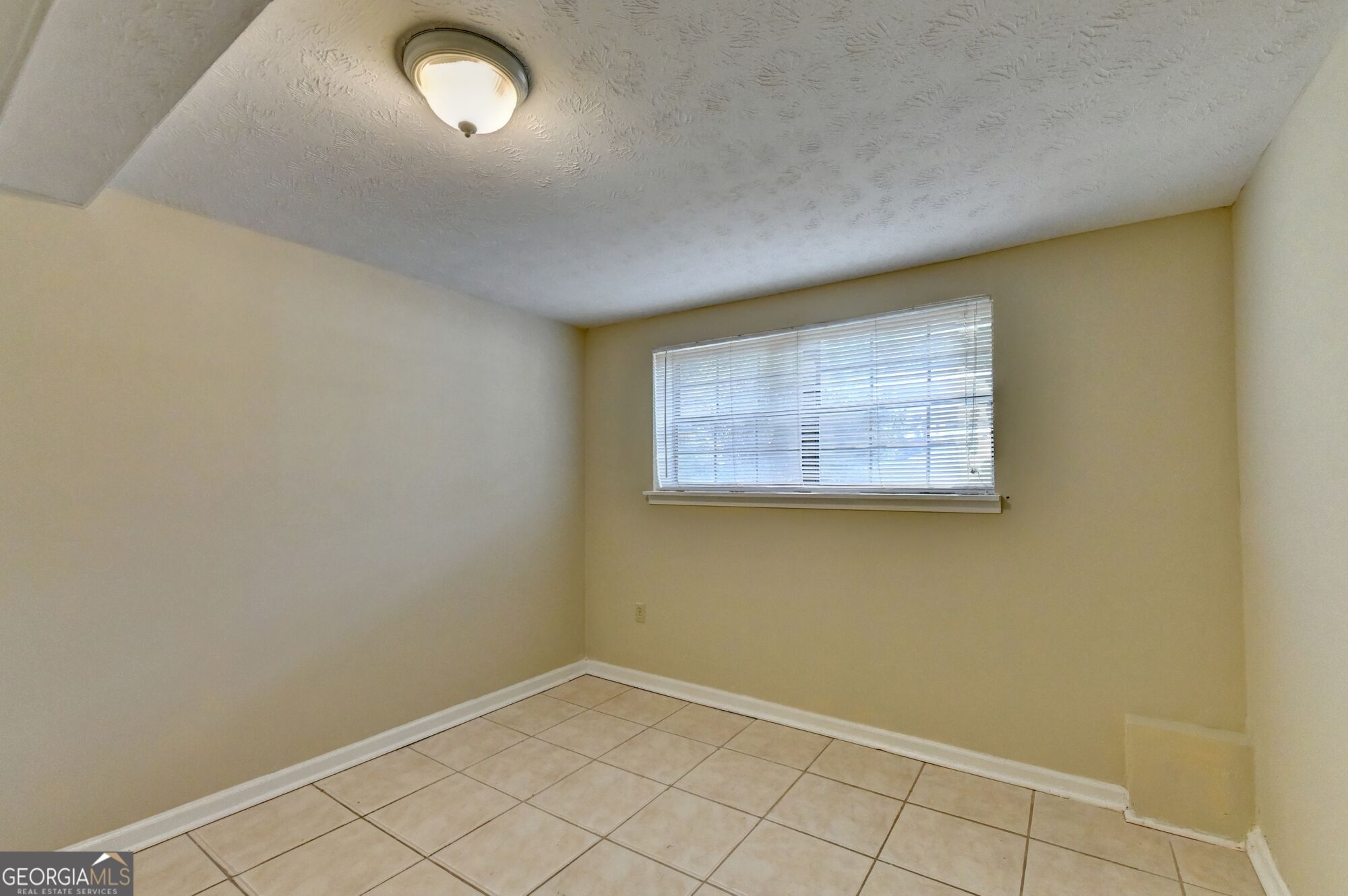 2484 Rhoanoke Drive Property Photo 34