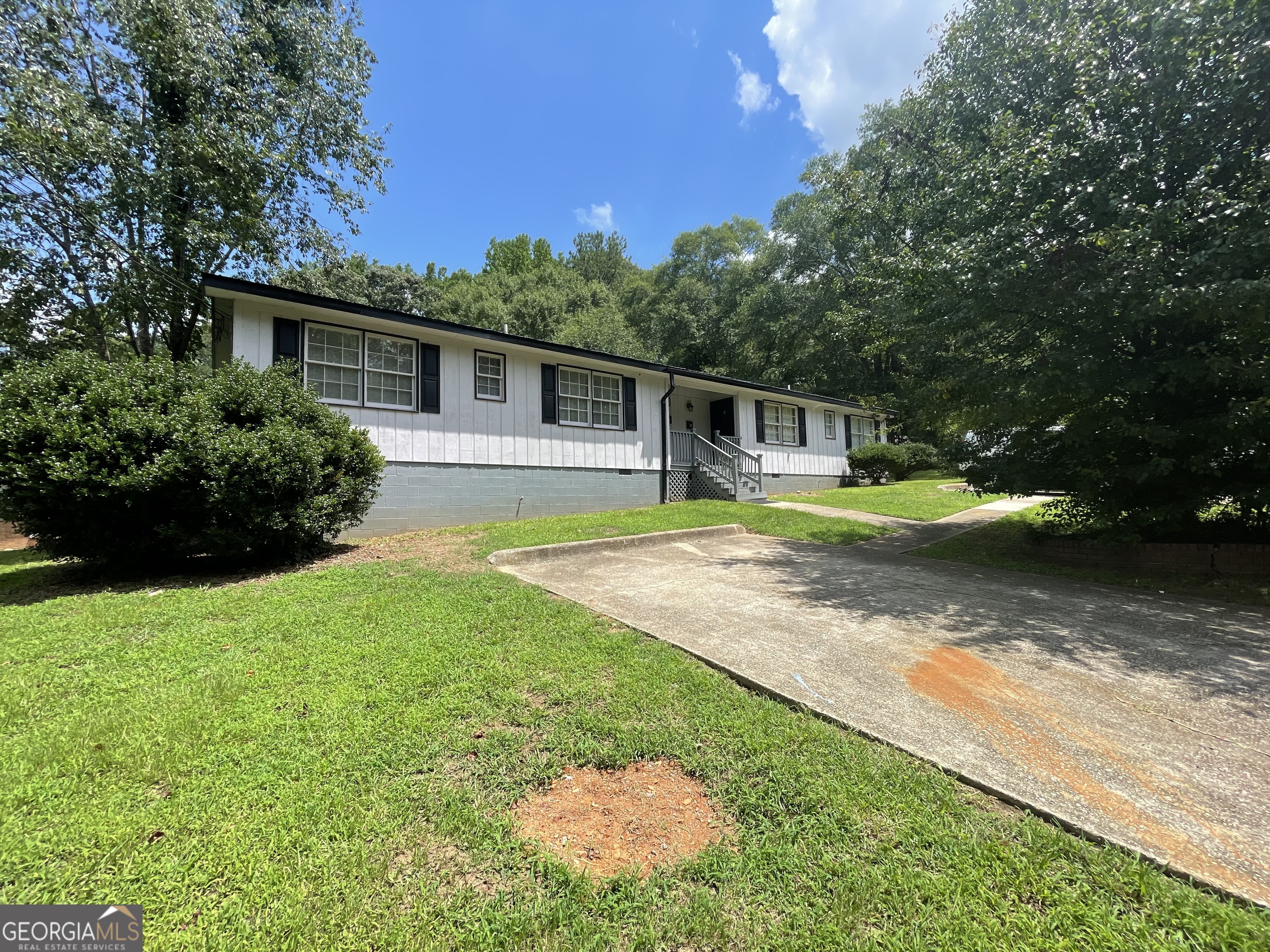 4420 Lynn Court Property Photo 1