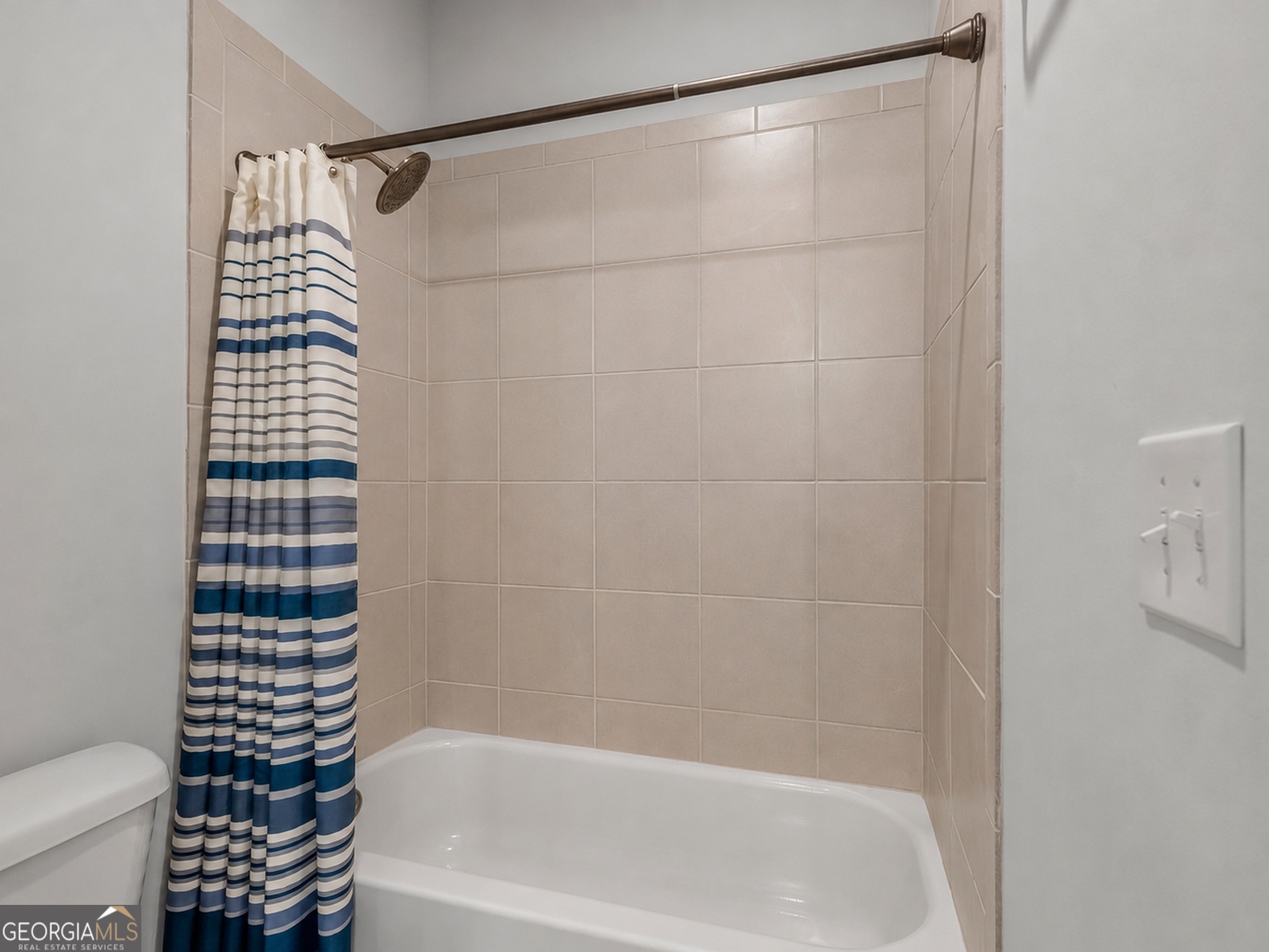 415 Carmichael Circle Property Photo 32
