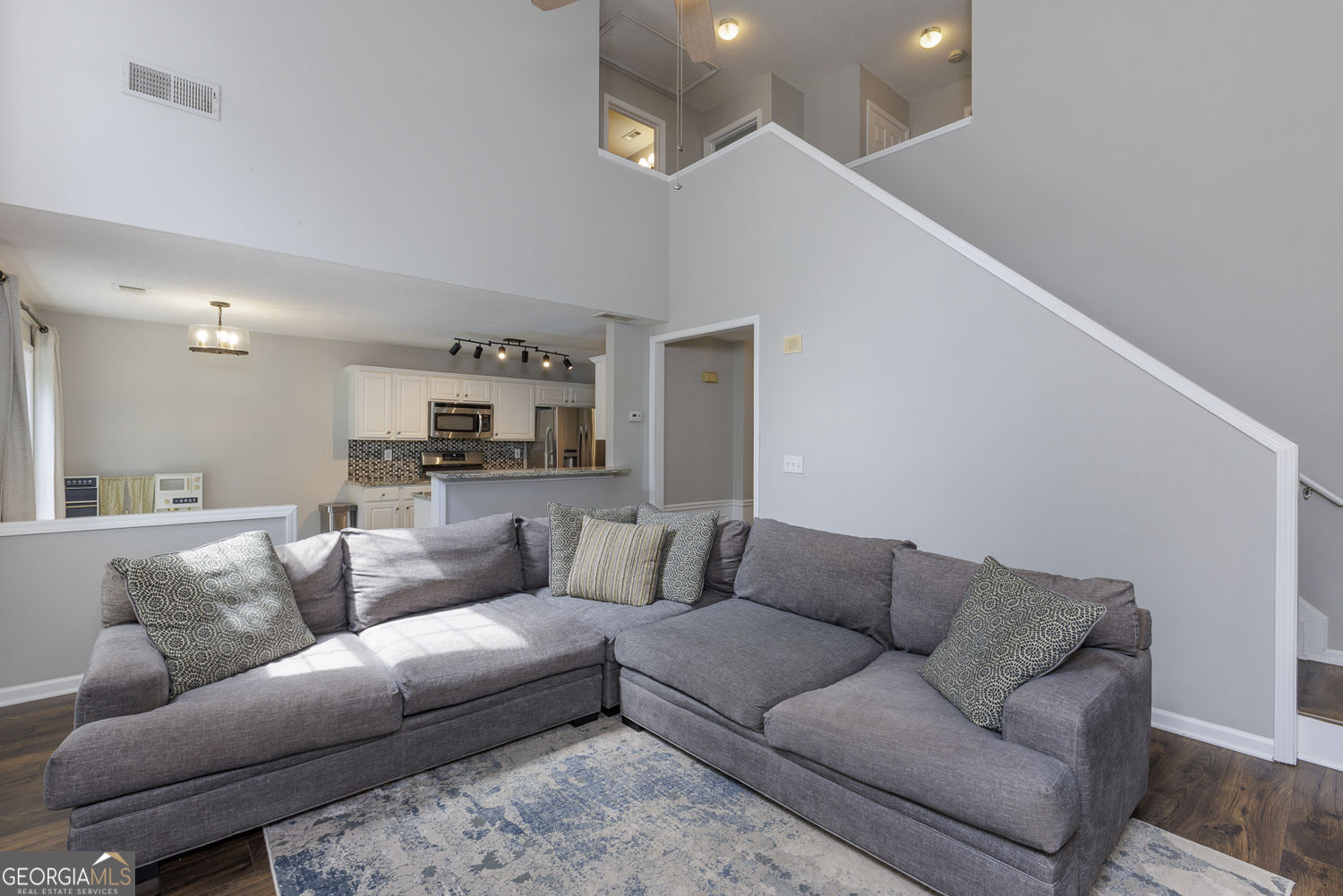 521 Stepney Court Se Property Photo 9