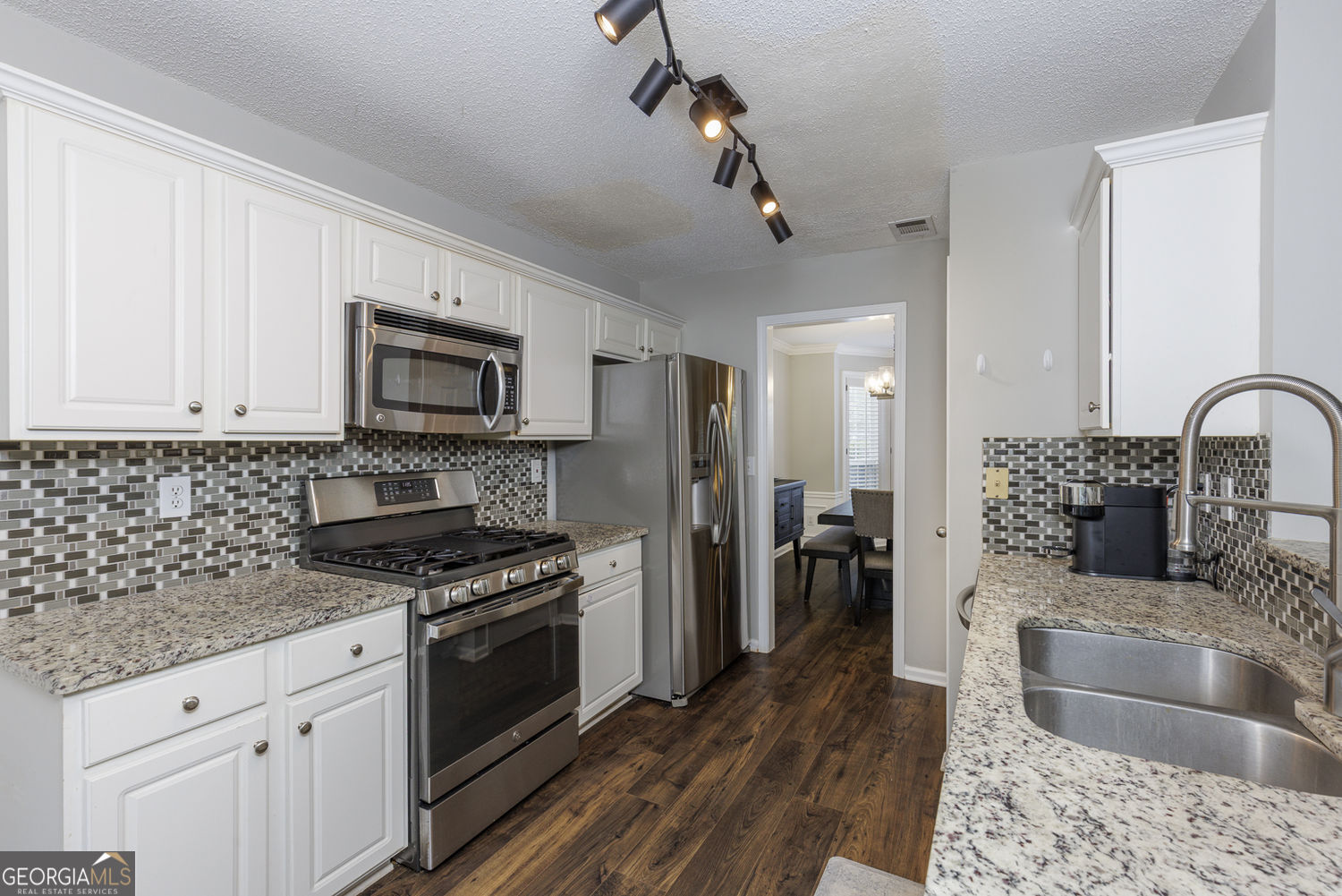 521 Stepney Court Se Property Photo 11