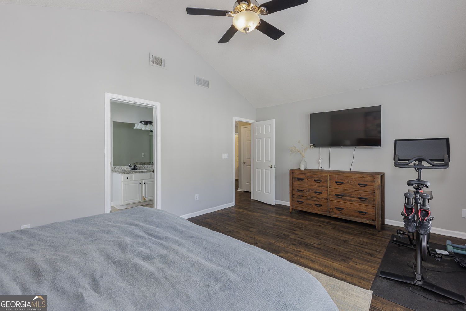 521 Stepney Court Se Property Photo 17