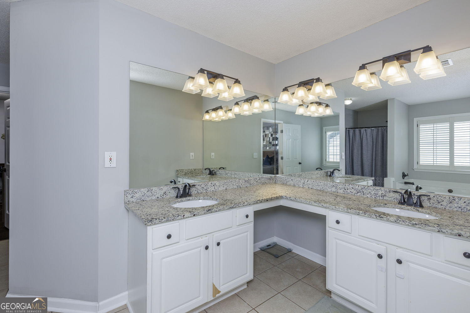 521 Stepney Court Se Property Photo 18
