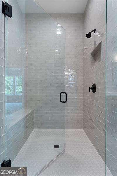 176 Cherokee Drive S Property Photo 14