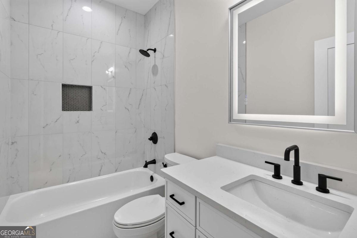 1643 Walker Avenue Property Photo 13