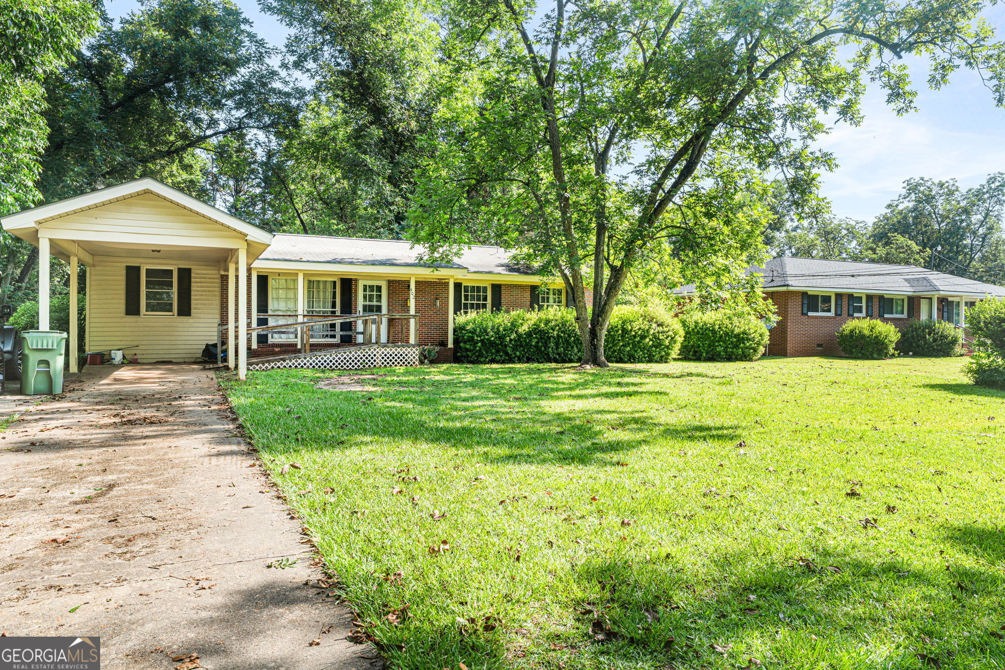 402 Schley Street Property Photo 1
