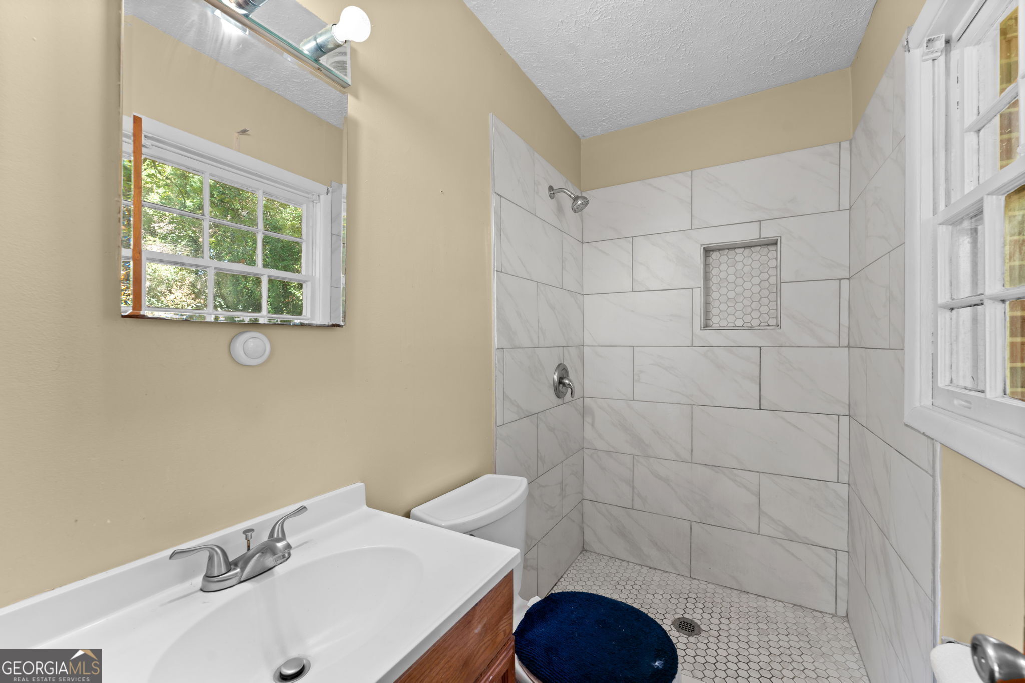 402 Schley Street Property Photo 8