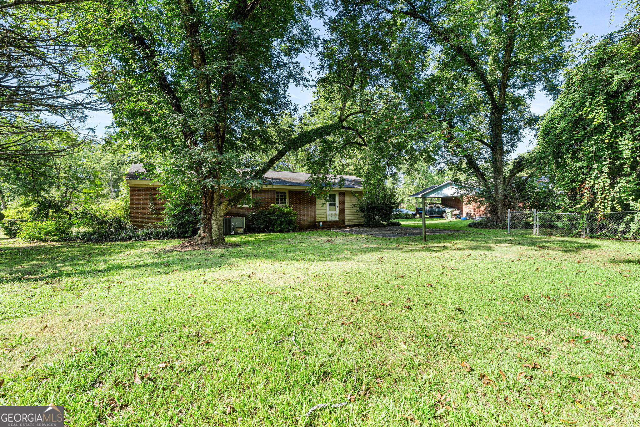 402 Schley Street Property Photo 16