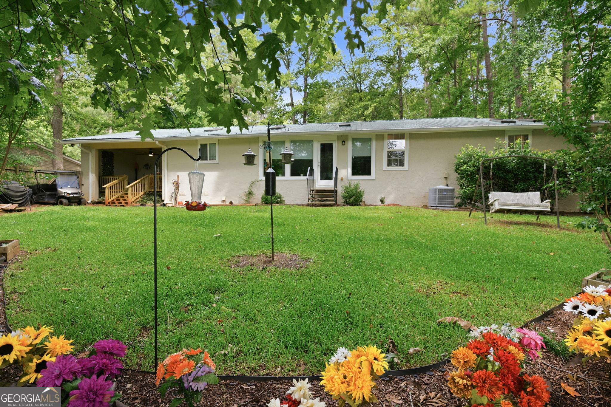 91 Lakeview Circle