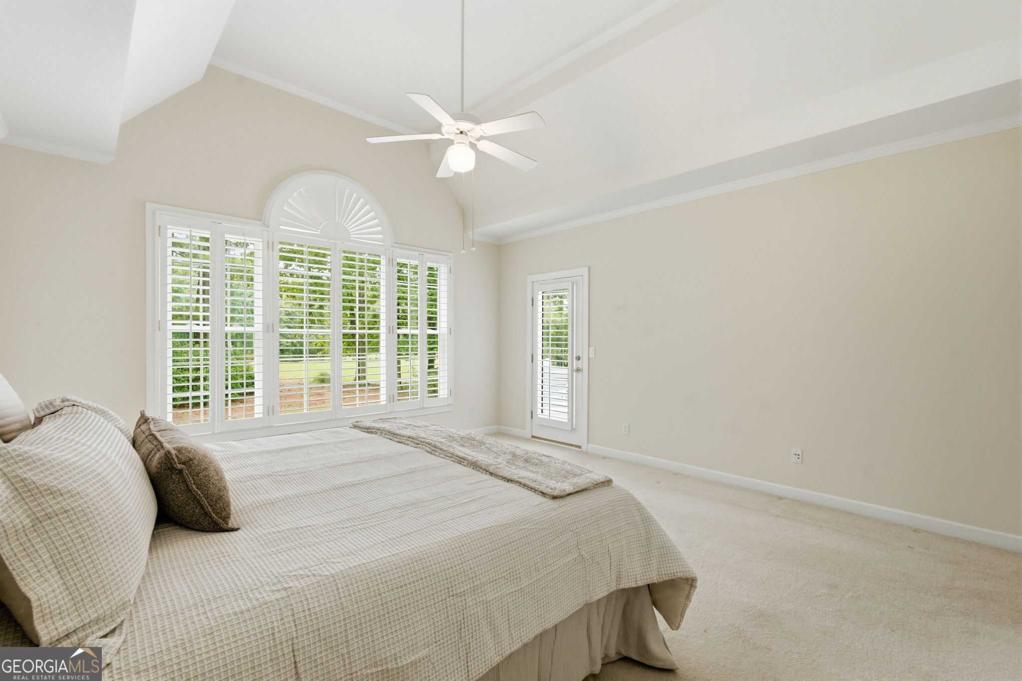 5305 Davenport Manor Property Photo 11