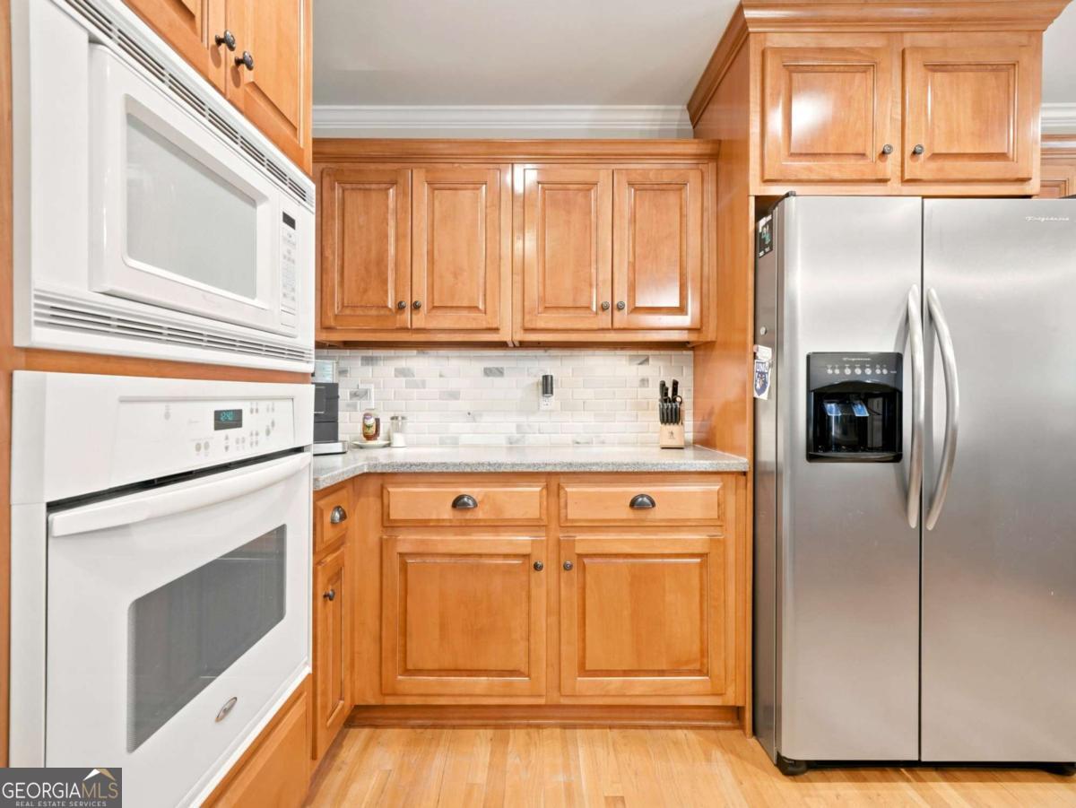 460 Kerry Drive Property Photo 12